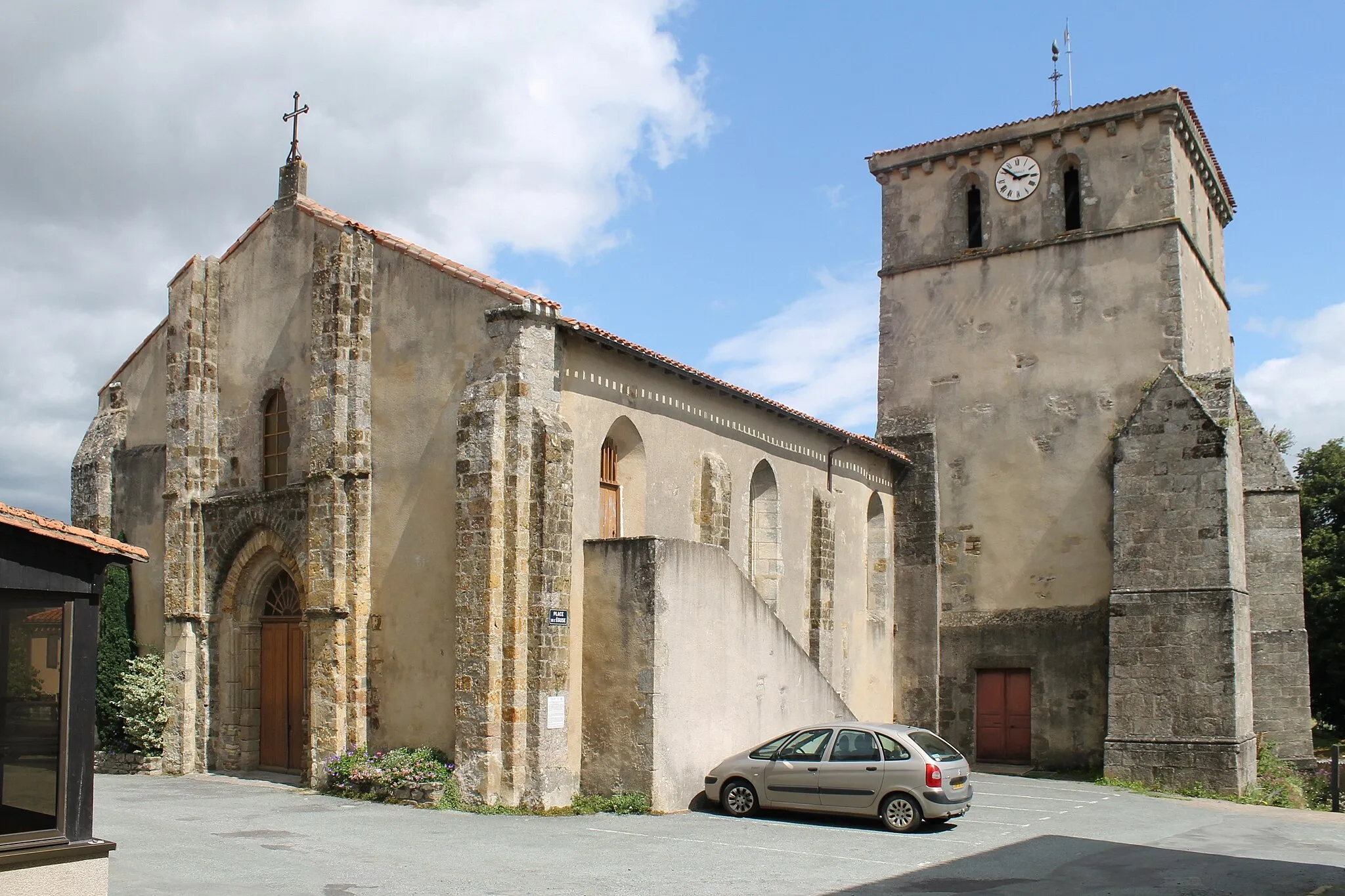 Photo showing: Église Saint-Pierre de Mouchamps