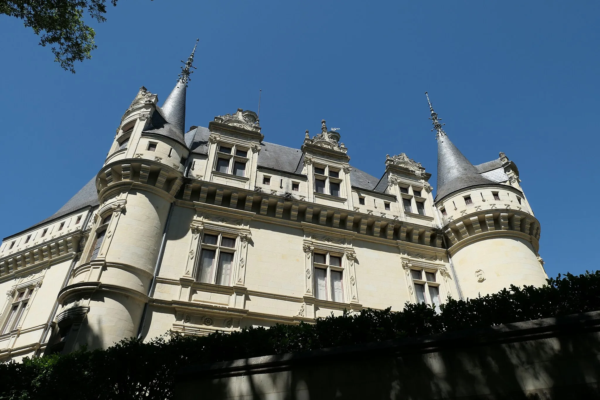 Photo showing: Marson castle, in Rou-Marson (Maine-et-Loire, France), from east