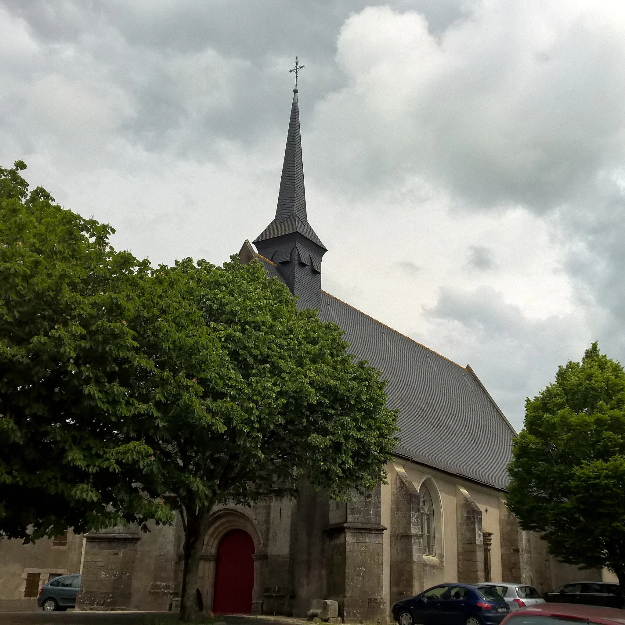 Photo showing: Église Saint-Martin (XII°,XV°,XVI°,XIX°), Fr-44-Lavau-sur-Loire.