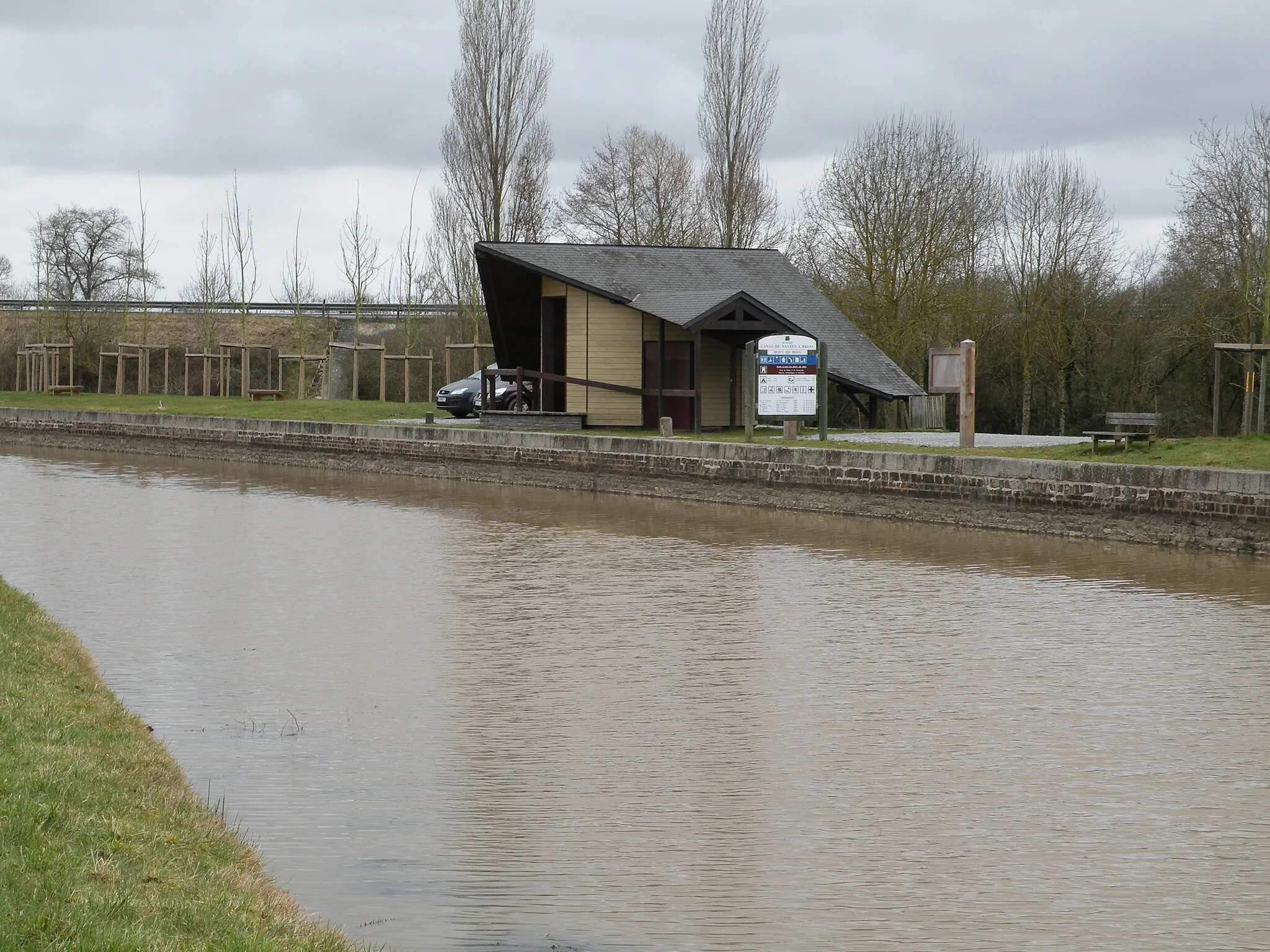 Photo showing: The canal de Nantes à Brest in Héric