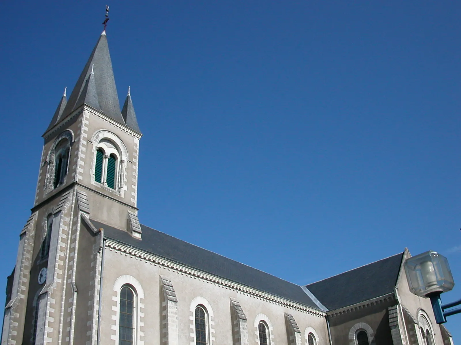 Photo showing: Church of Thouaré-sur-Loire