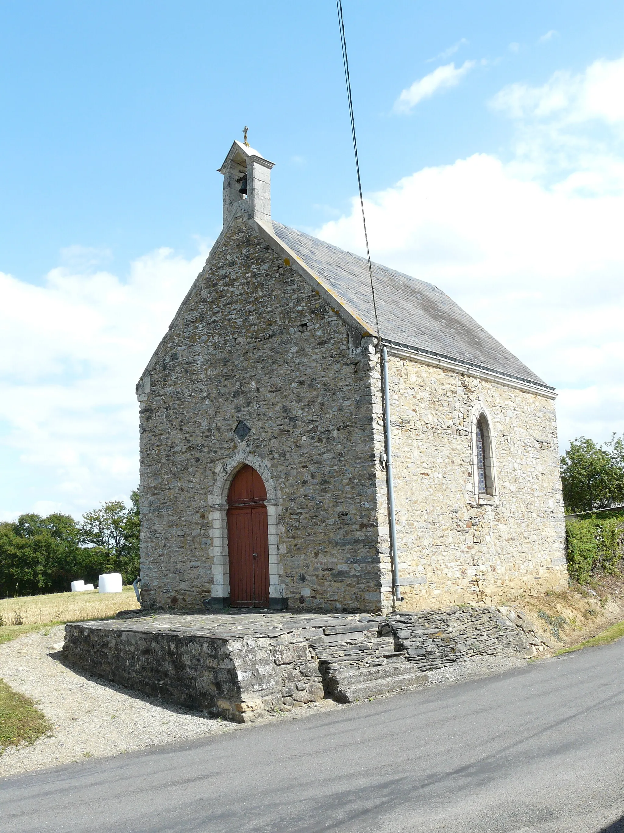 Photo showing: Pignon Nord de la Chapelle des Landelles