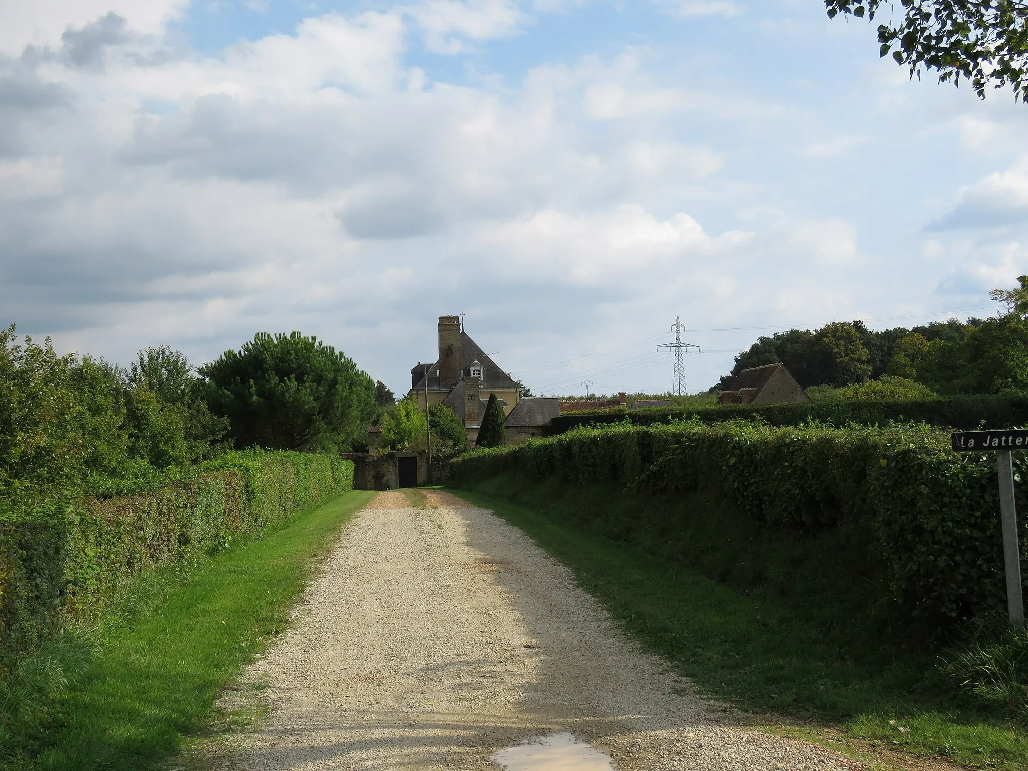 Photo showing: This building is indexed in the base Mérimée, a database of architectural heritage maintained by the French Ministry of Culture, under the reference PA72000002 .