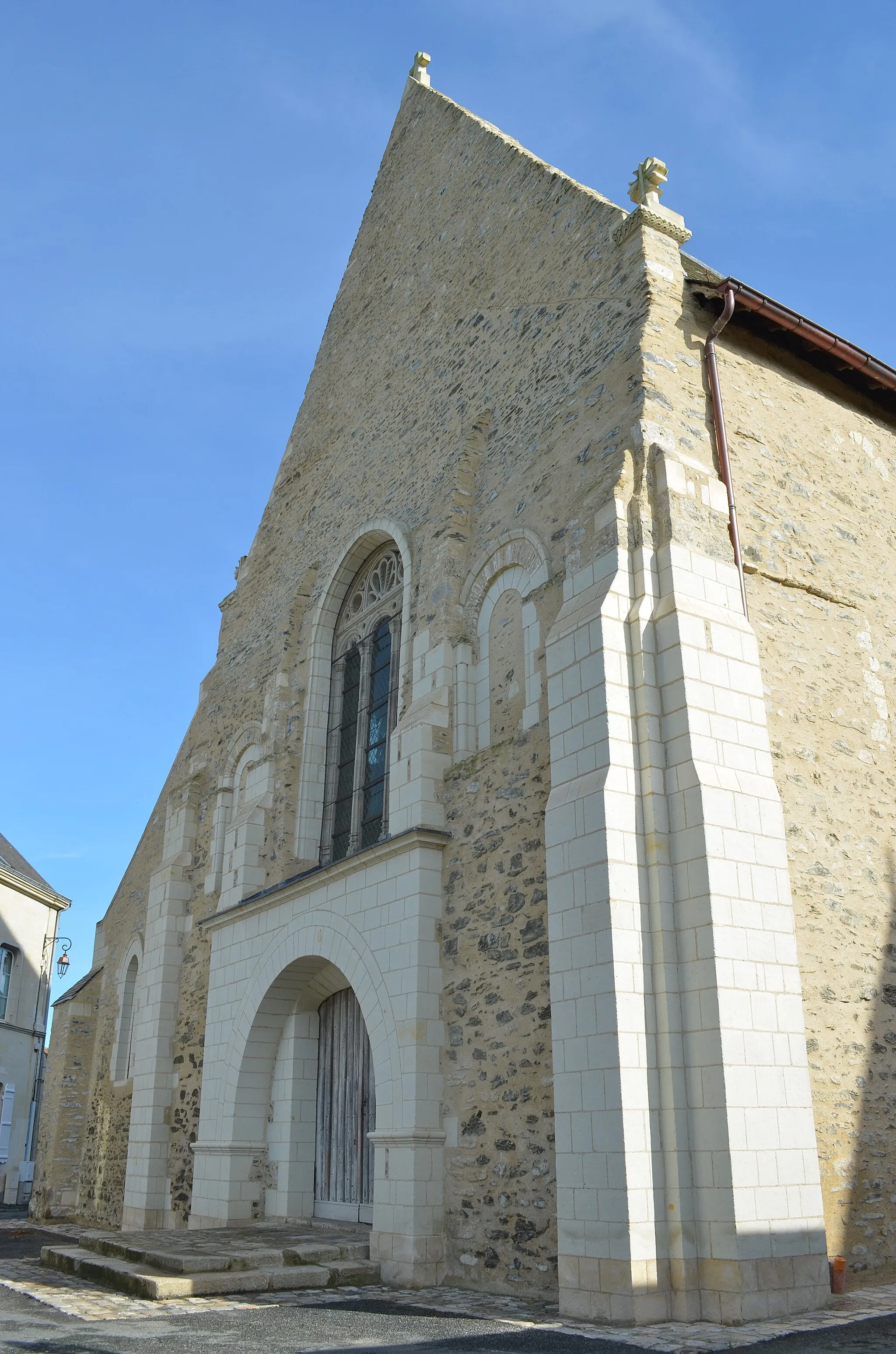 Photo showing: Église Notre-Dame - Chemillé (Maine-et-Loire)