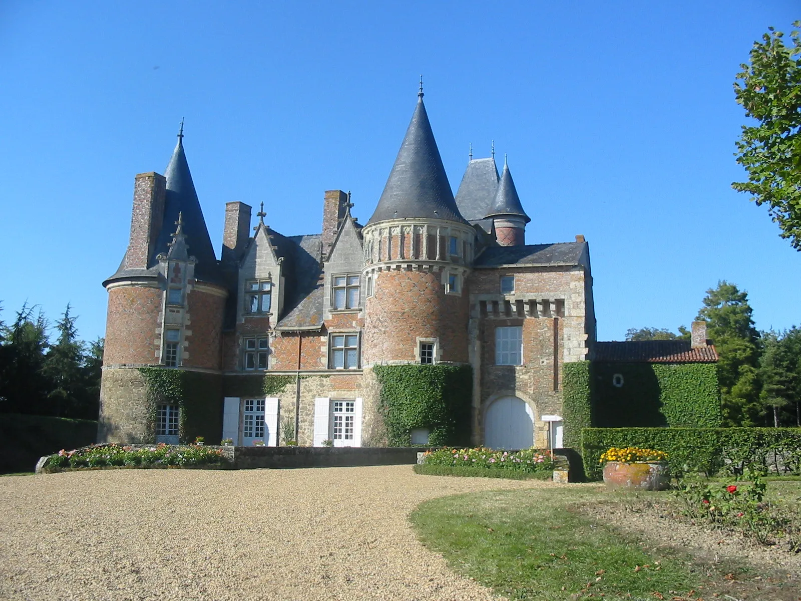 Photo showing: Château du Coudray-Montbault à Vihiers (Maine-et-Loire, France).
