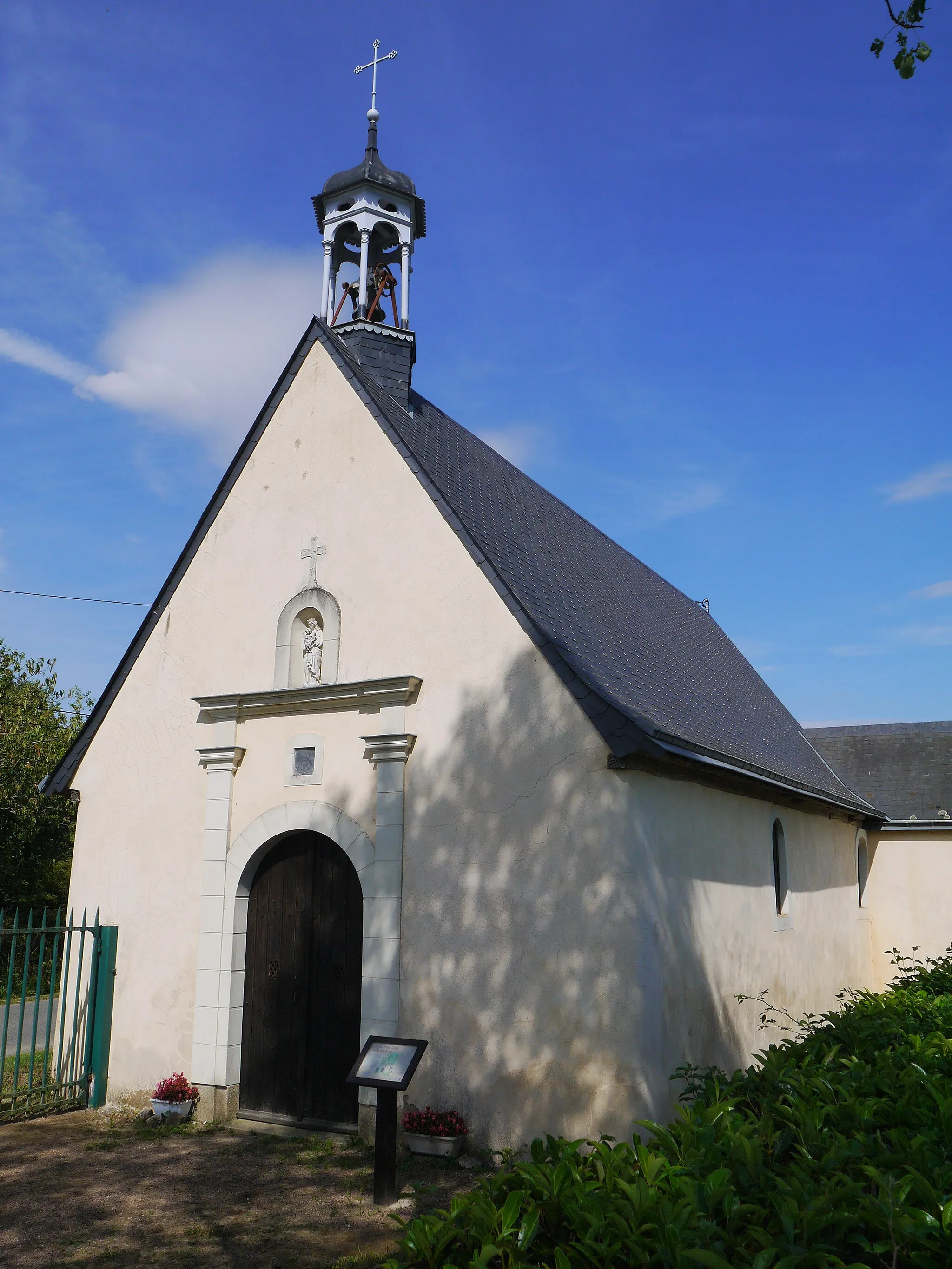 Photo showing: La chapelle Notre-Dame-de-la-Tremblaye.