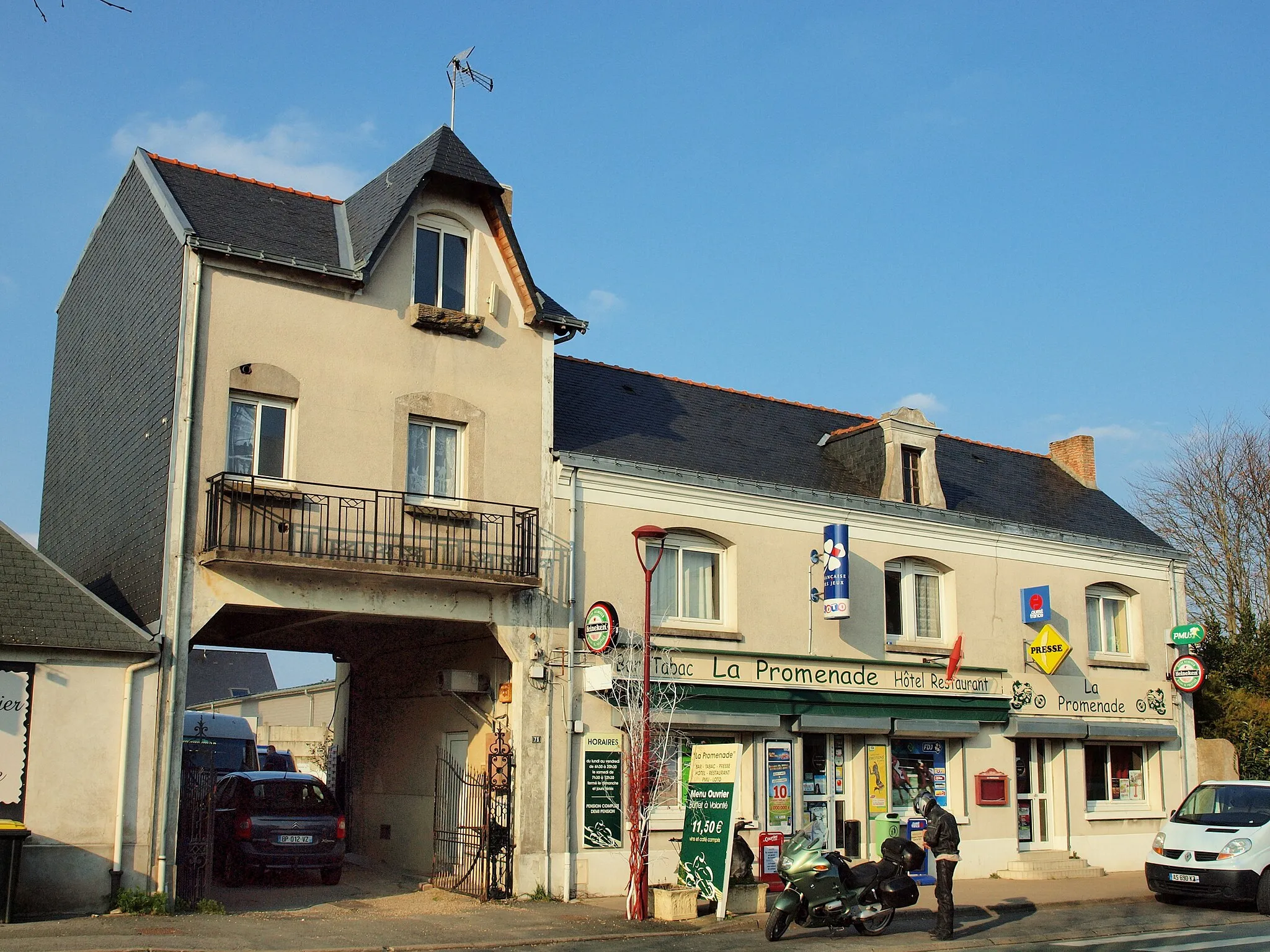 Photo showing: Pellouailles-les-Vignes (Maine-et-Loire, France)