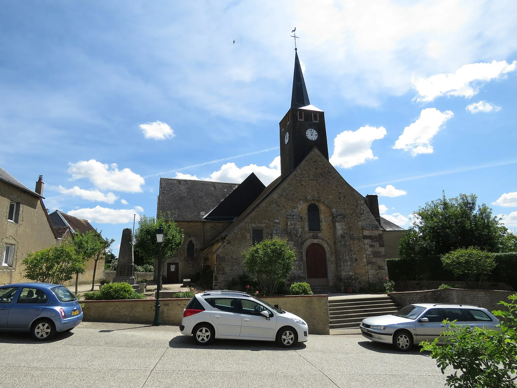 Photo showing: Façade ouest de l'église.