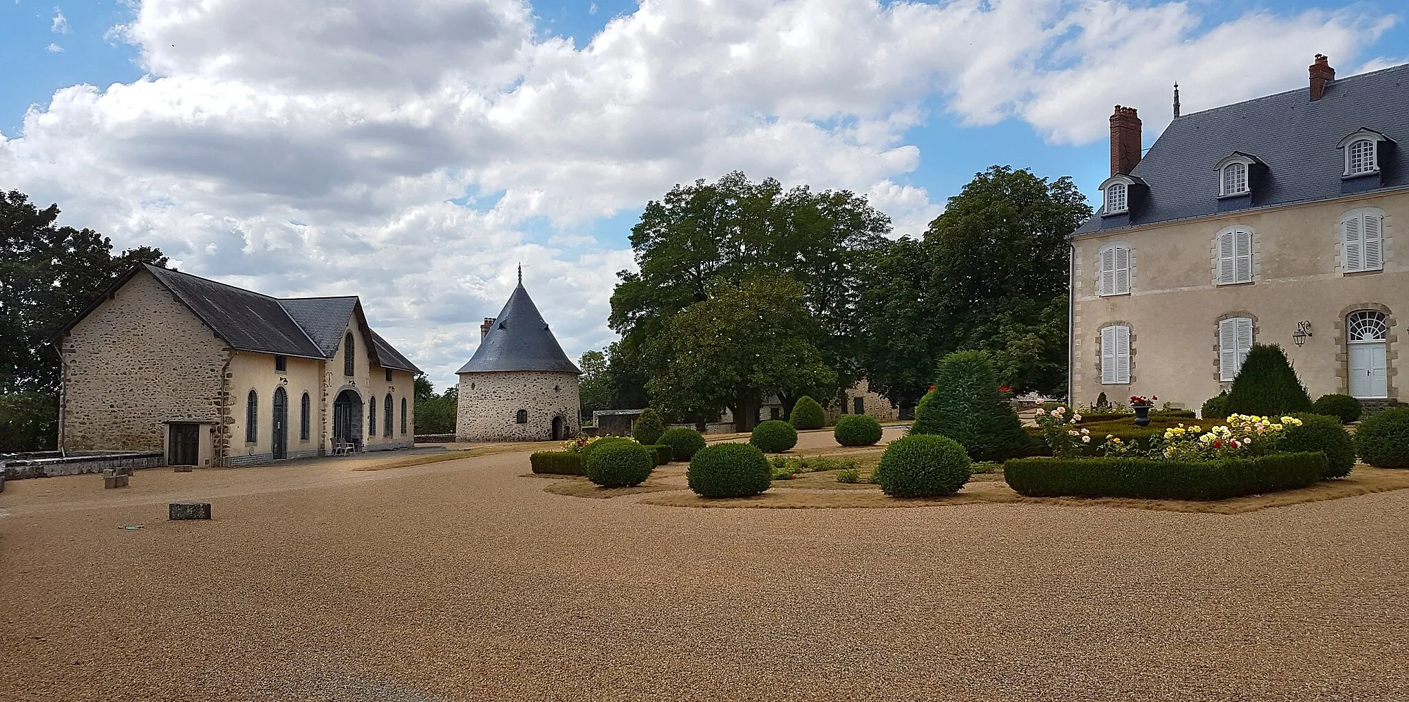 Photo showing: Château de Hauterive