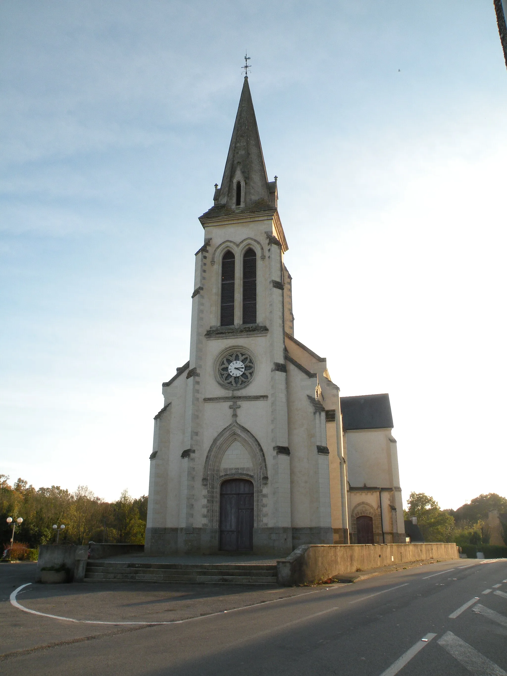 Photo showing: Église de Sévérac.