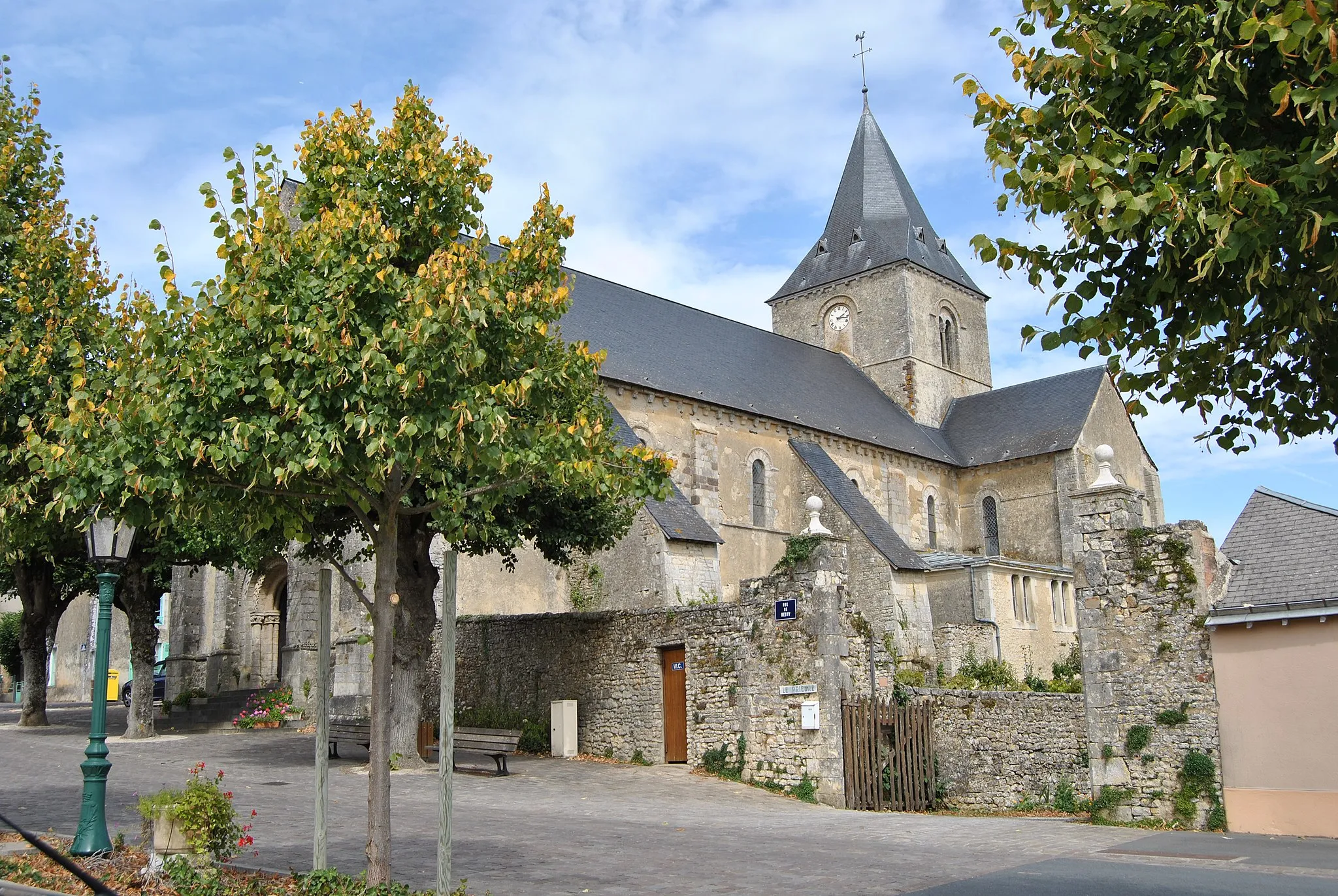 Photo showing: Eglise de Tennie (France, Pays de la Loire)