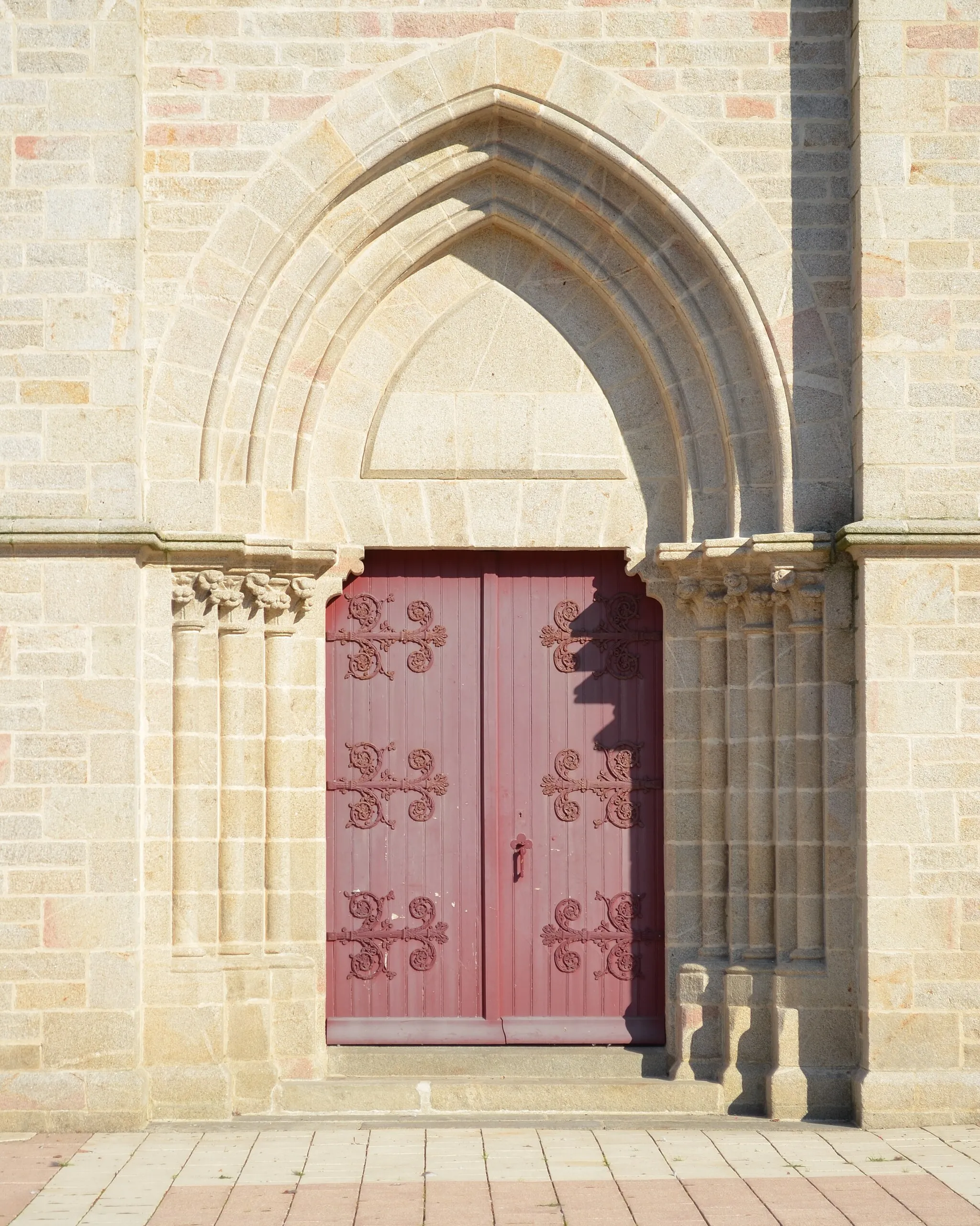 Photo showing: Église de Belleville-sur-Vie (Vendée)