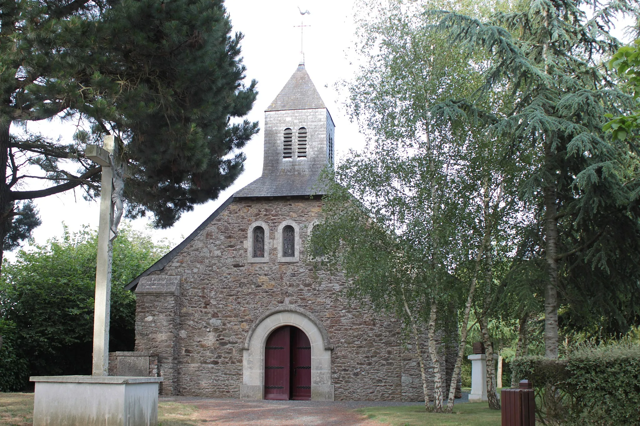 Photo showing: Chapelle Saint-Michel-du-Bois, 1150, La Roche-Blanche.