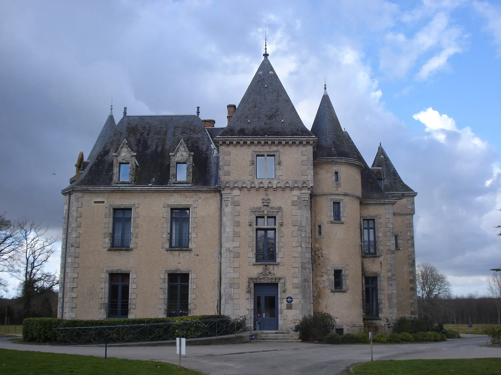 Photo showing: Picture of the Chateau of the Domaine de Brandois.