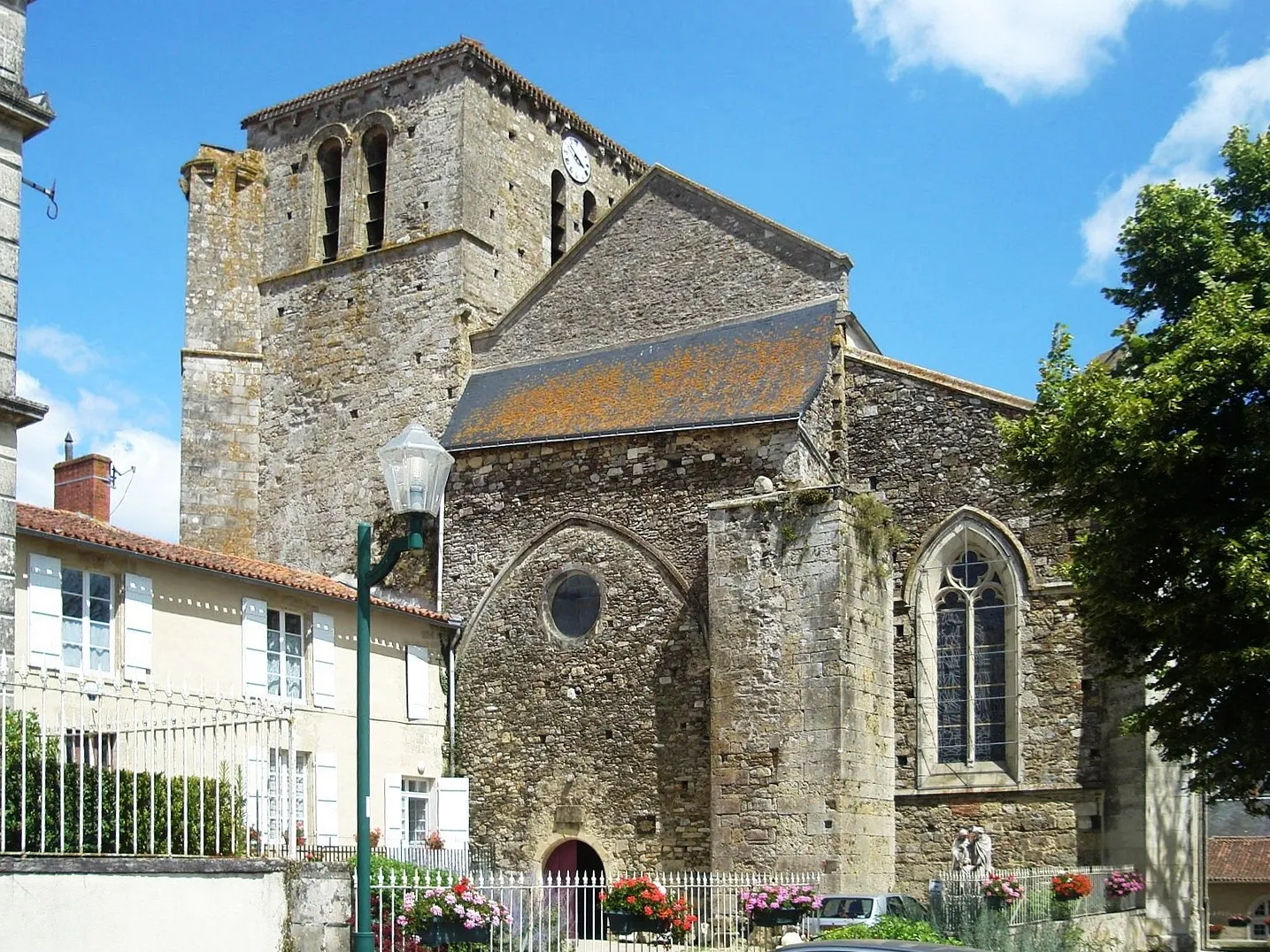 Photo showing: Église Saint-Hilaire de Mouilleron-en-Pareds