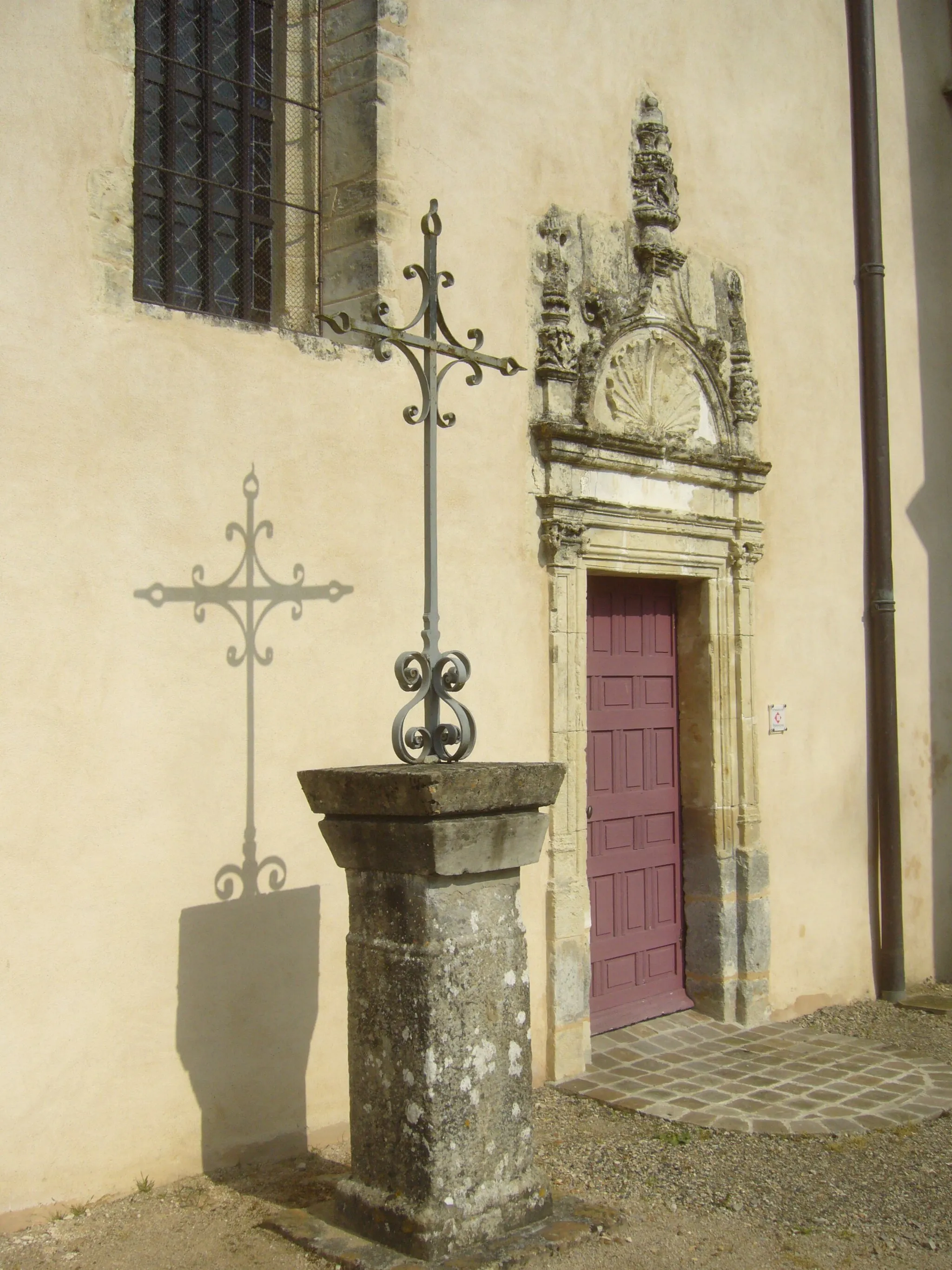 Photo showing: This building is indexed in the base Mérimée, a database of architectural heritage maintained by the French Ministry of Culture, under the reference PA00109915 .