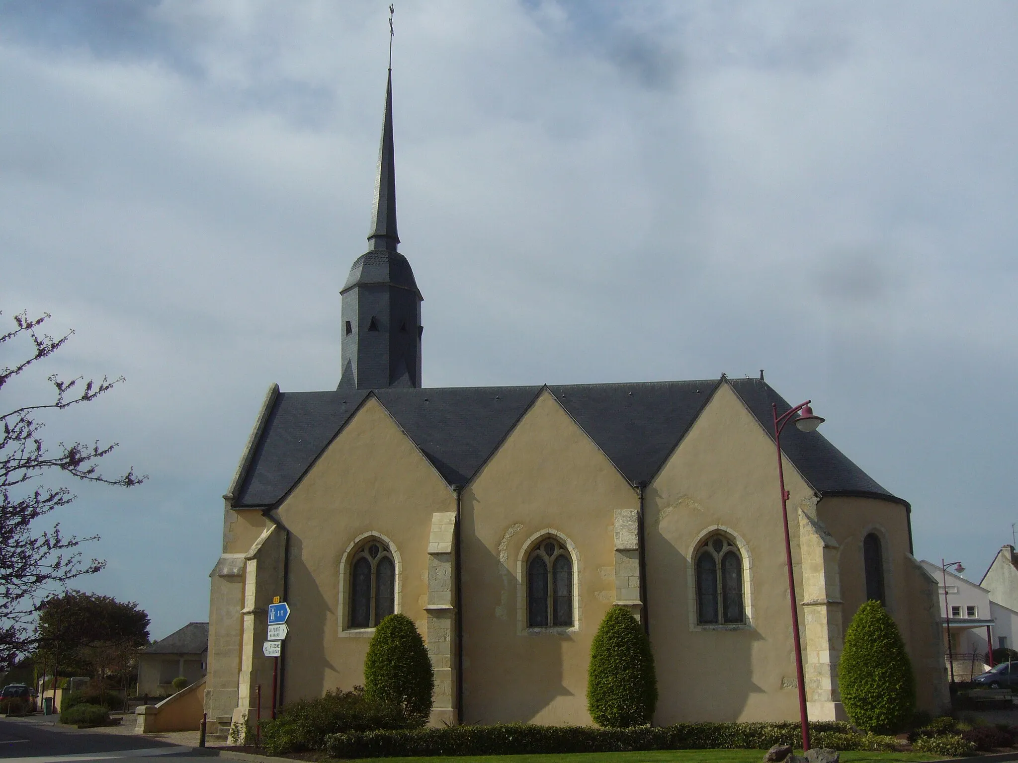 Photo showing: This building is indexed in the base Mérimée, a database of architectural heritage maintained by the French Ministry of Culture, under the reference PA00109704 .