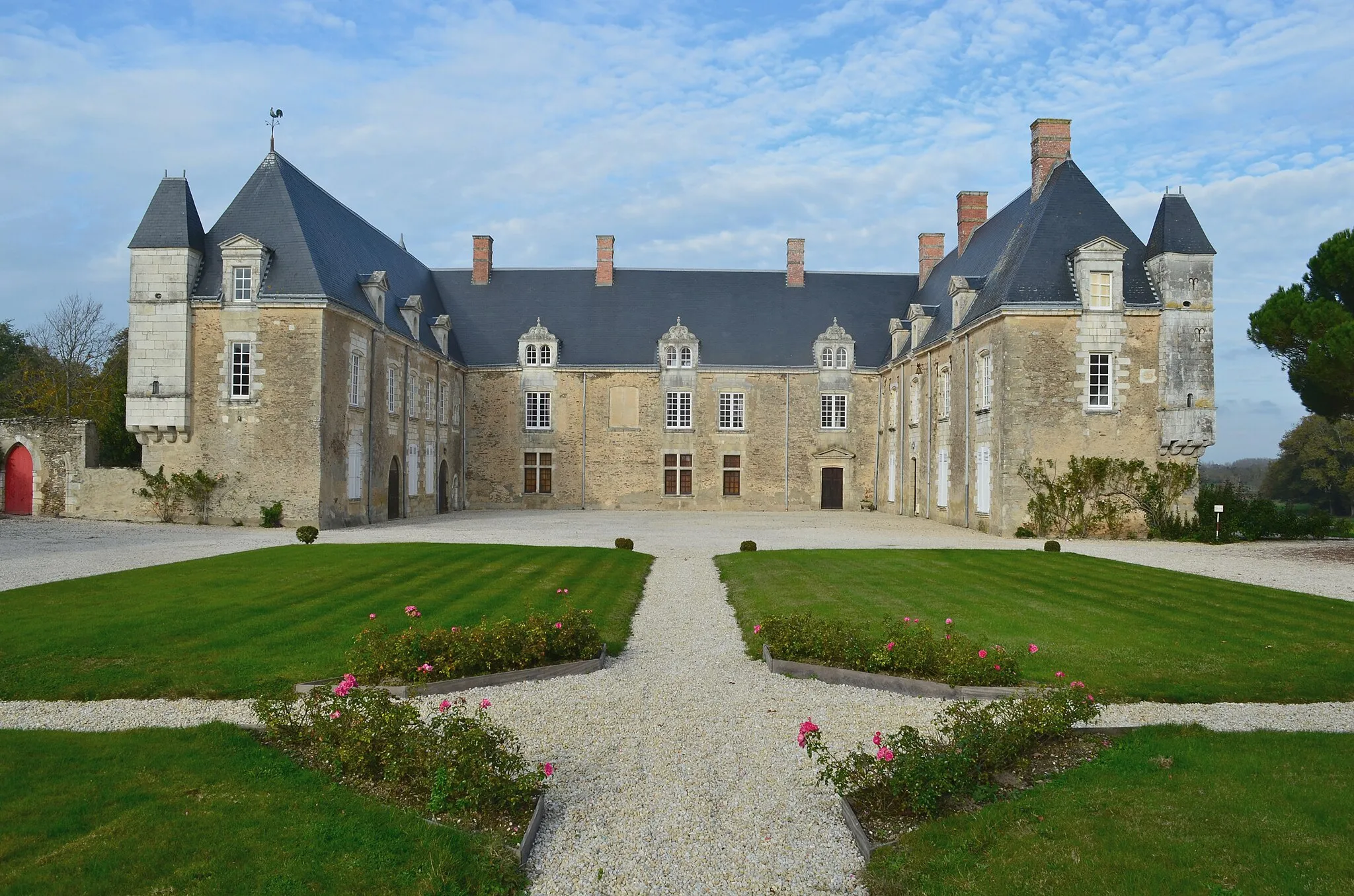 Photo showing: Beaumarchais castle - Brétignolles-sur-Mer (Vendée)