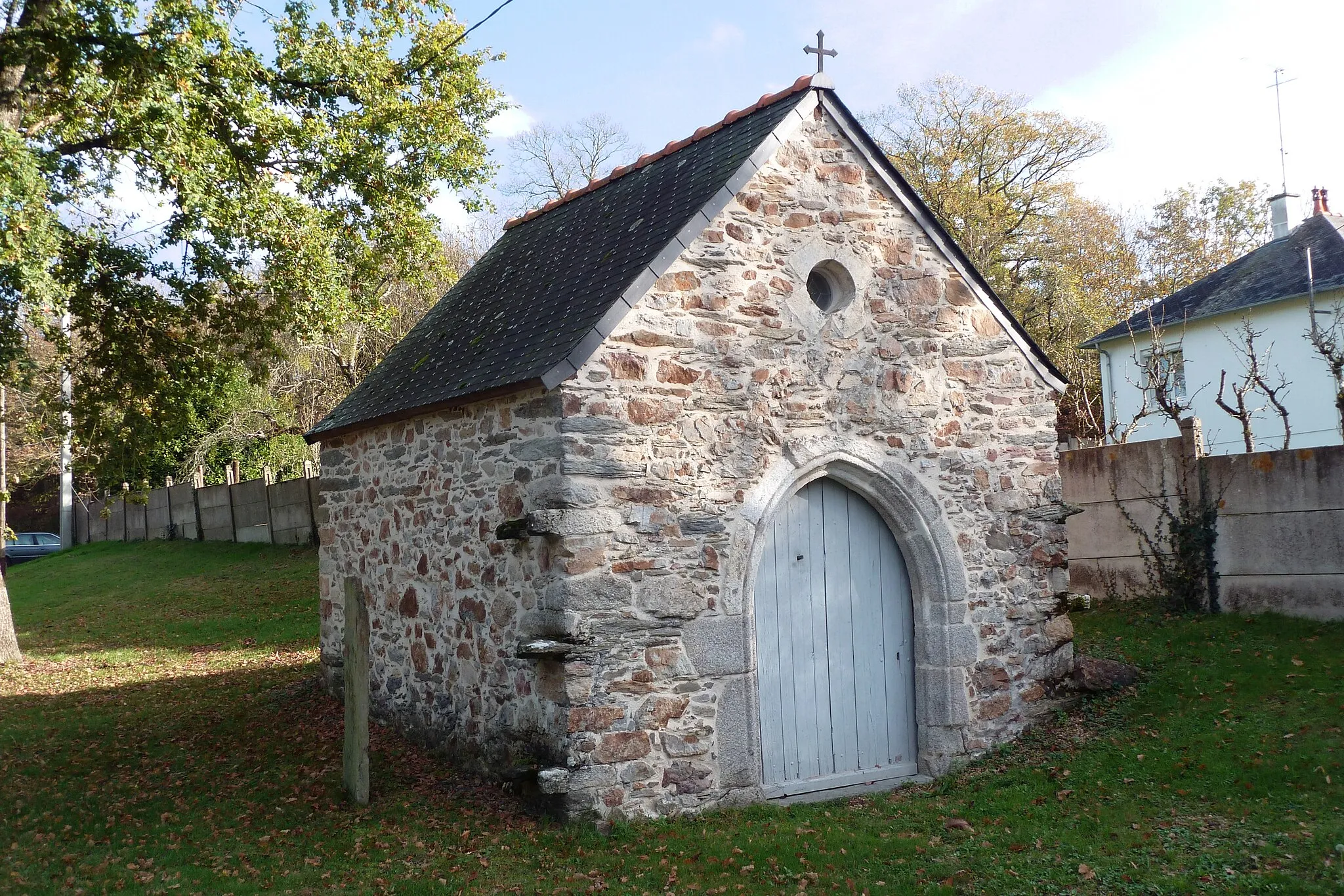 Photo showing: Santiago de Compostela chapel in the hamlet of Le Bellion, Fégréac, Loire-Atlantique, Pays de la Loire, France.