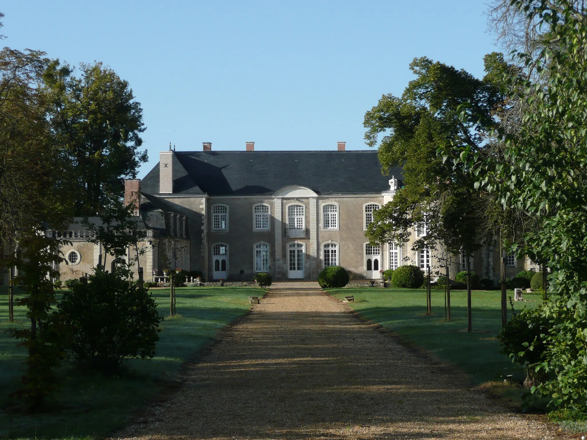 Photo showing: This building is inscrit au titre des monuments historiques de la France. It is indexed in the base Mérimée, a database of architectural heritage maintained by the French Ministry of Culture, under the reference PA00109072 .