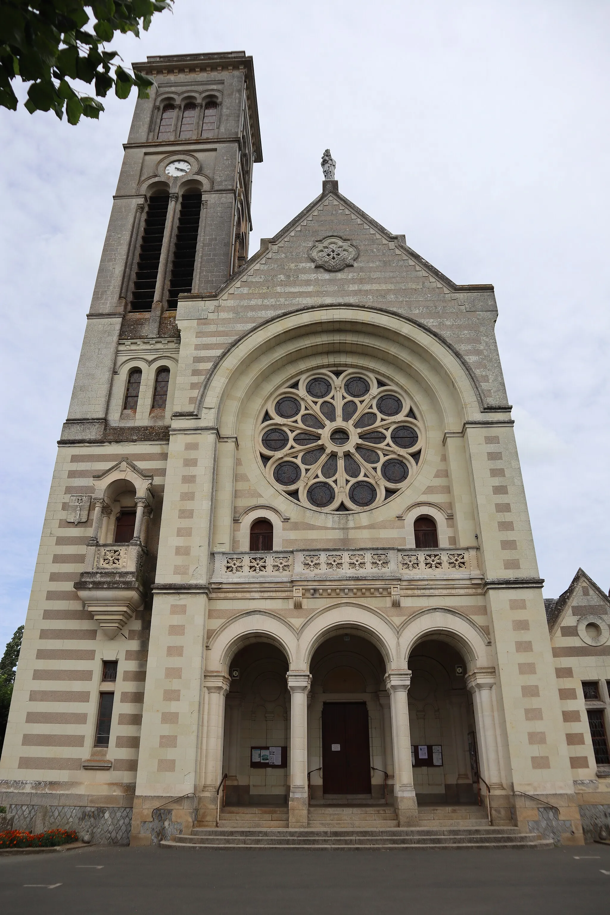 Photo showing: Sanctuaire Notre-Dame-du-Marillais, Le Marillais, Mauges-sur-Loire (49).