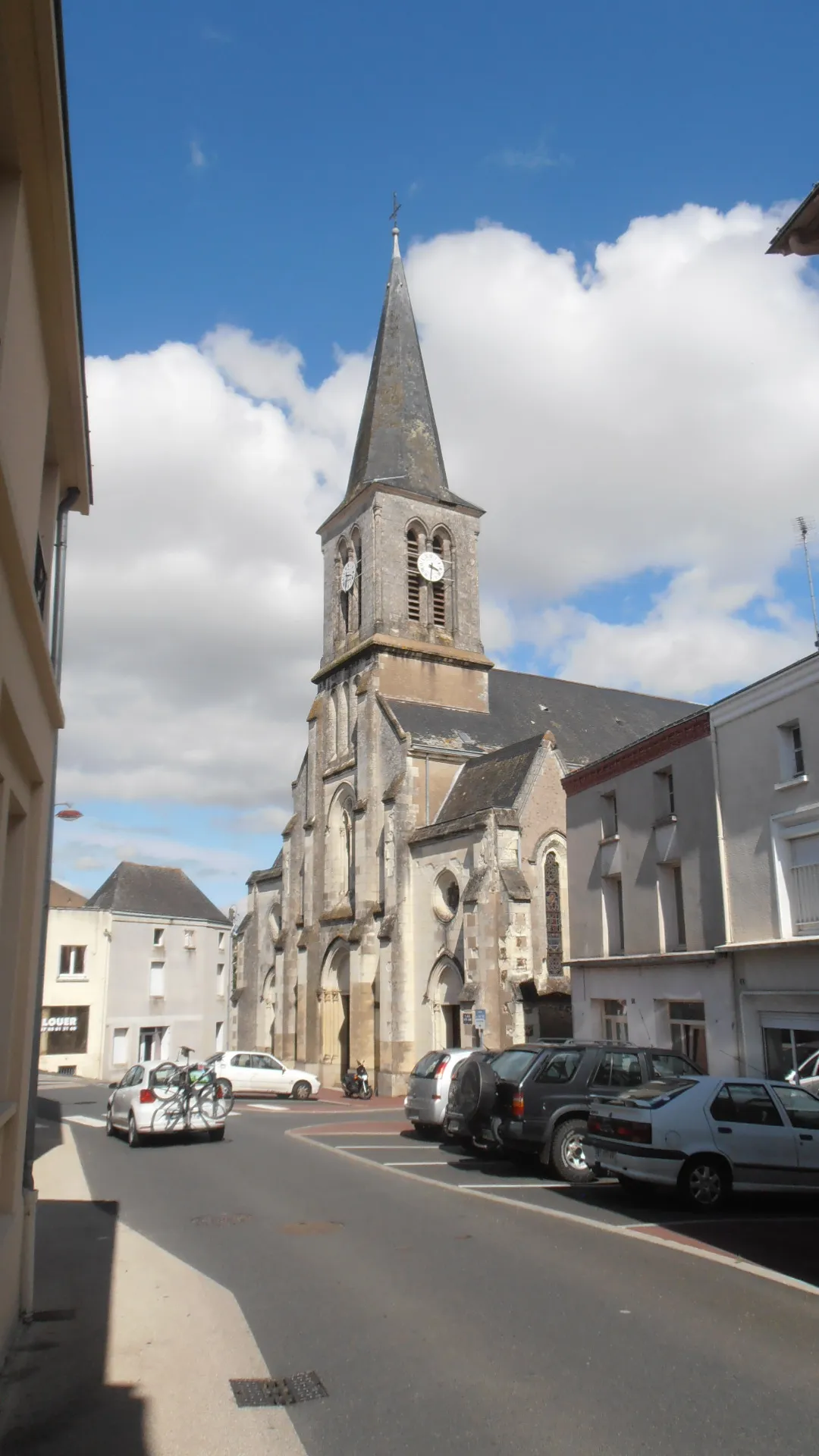 Photo showing: L'église de Montrevault (Maine-et-Loire, France).