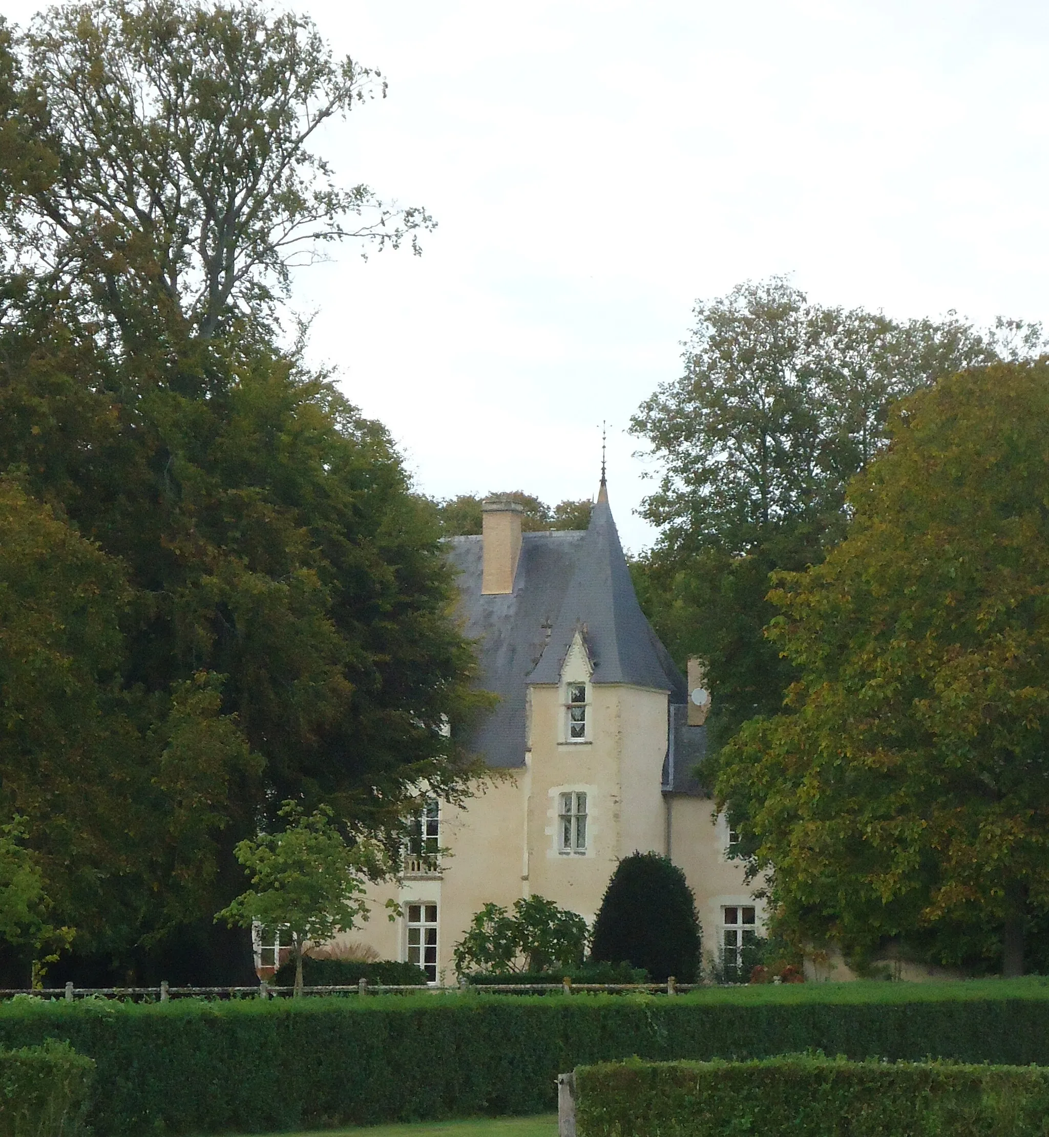 Photo showing: Château d-Oyré des XVe et XVIIIe (Partie XVe) - Clermont-Créans - Sarthe (72)
