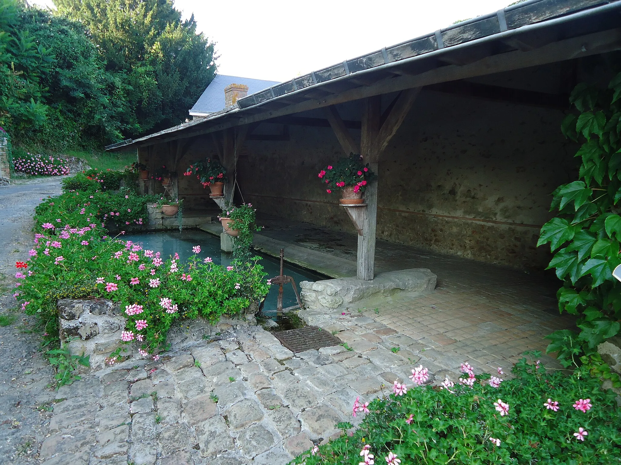 Photo showing: Le lavoir du bourg - Mareil-sur-Loir - Sarthe (72)