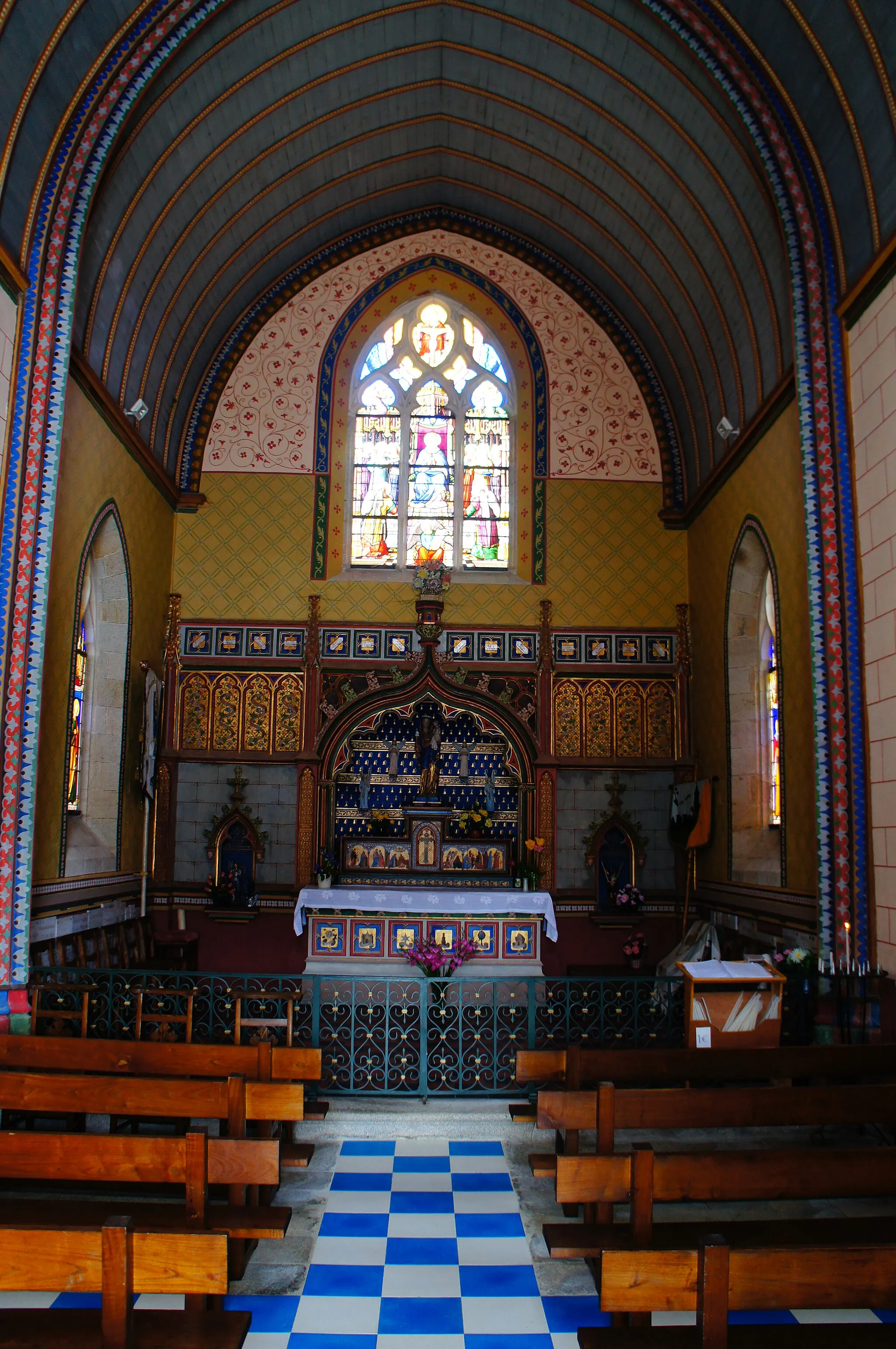 Photo showing: Intérieur de la chapelle