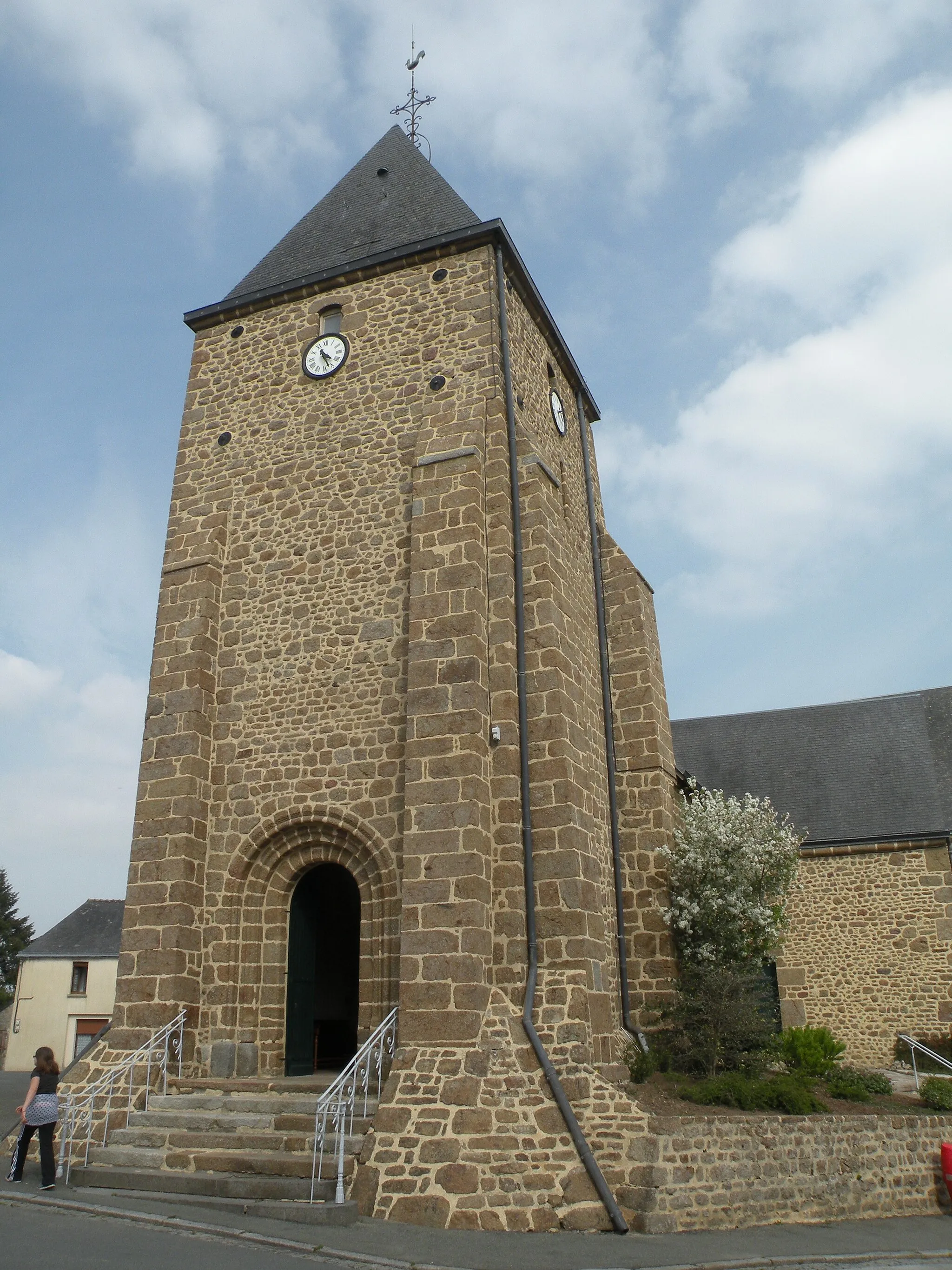 Photo showing: église Saint-Pierre et Saint-Paul de Le Horps