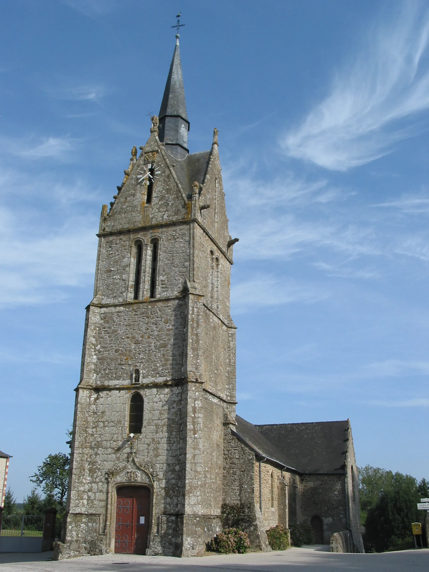 Photo showing: This building is indexed in the base Mérimée, a database of architectural heritage maintained by the French Ministry of Culture, under the reference PA00110950 .