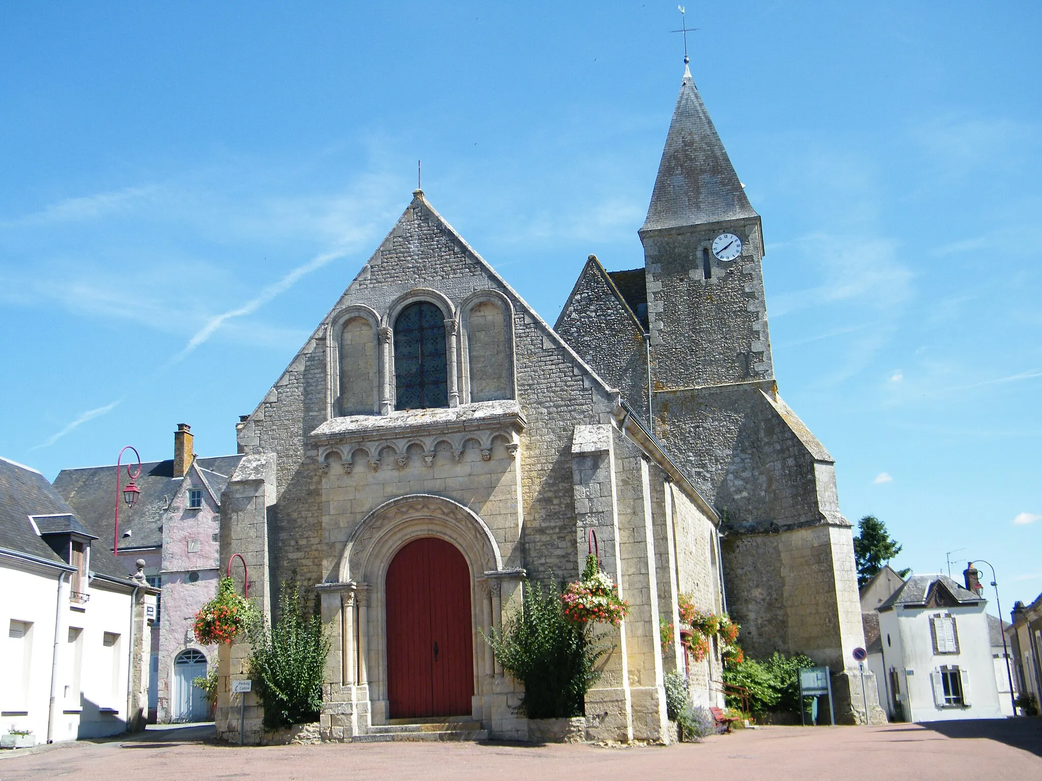 Photo showing: Gréez-sur-Roc, Sarthe, Fr, église