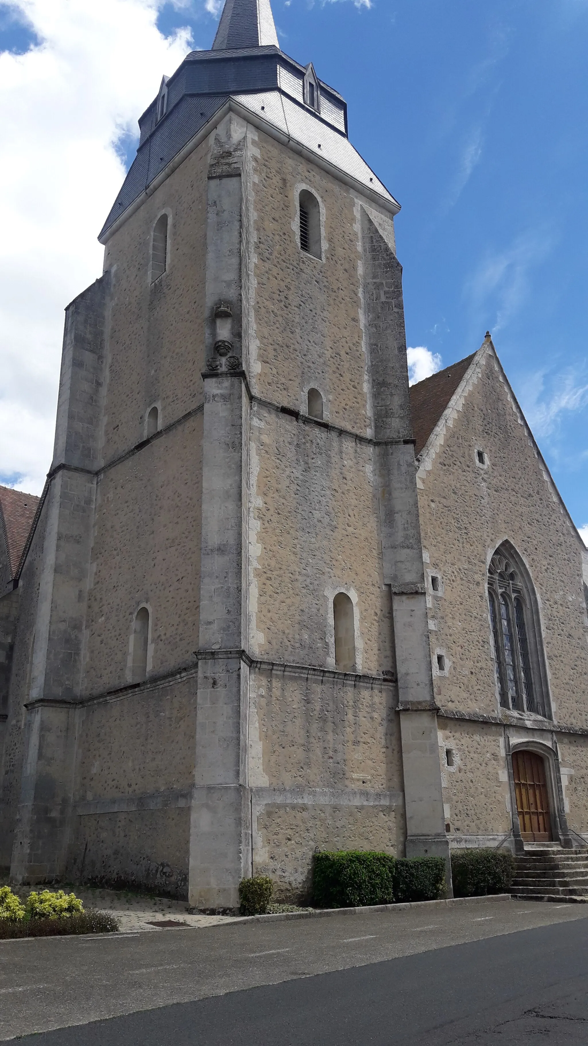 Photo showing: Eglise de la commune de Lamnay - Sarthe - France
