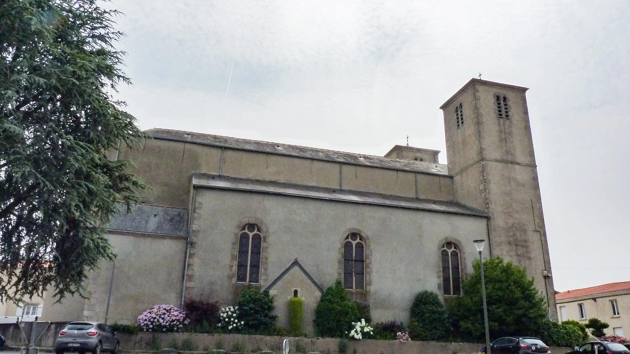 Photo showing: Église Saint-Romain de La Romagne (Maine-et-Loire, France).