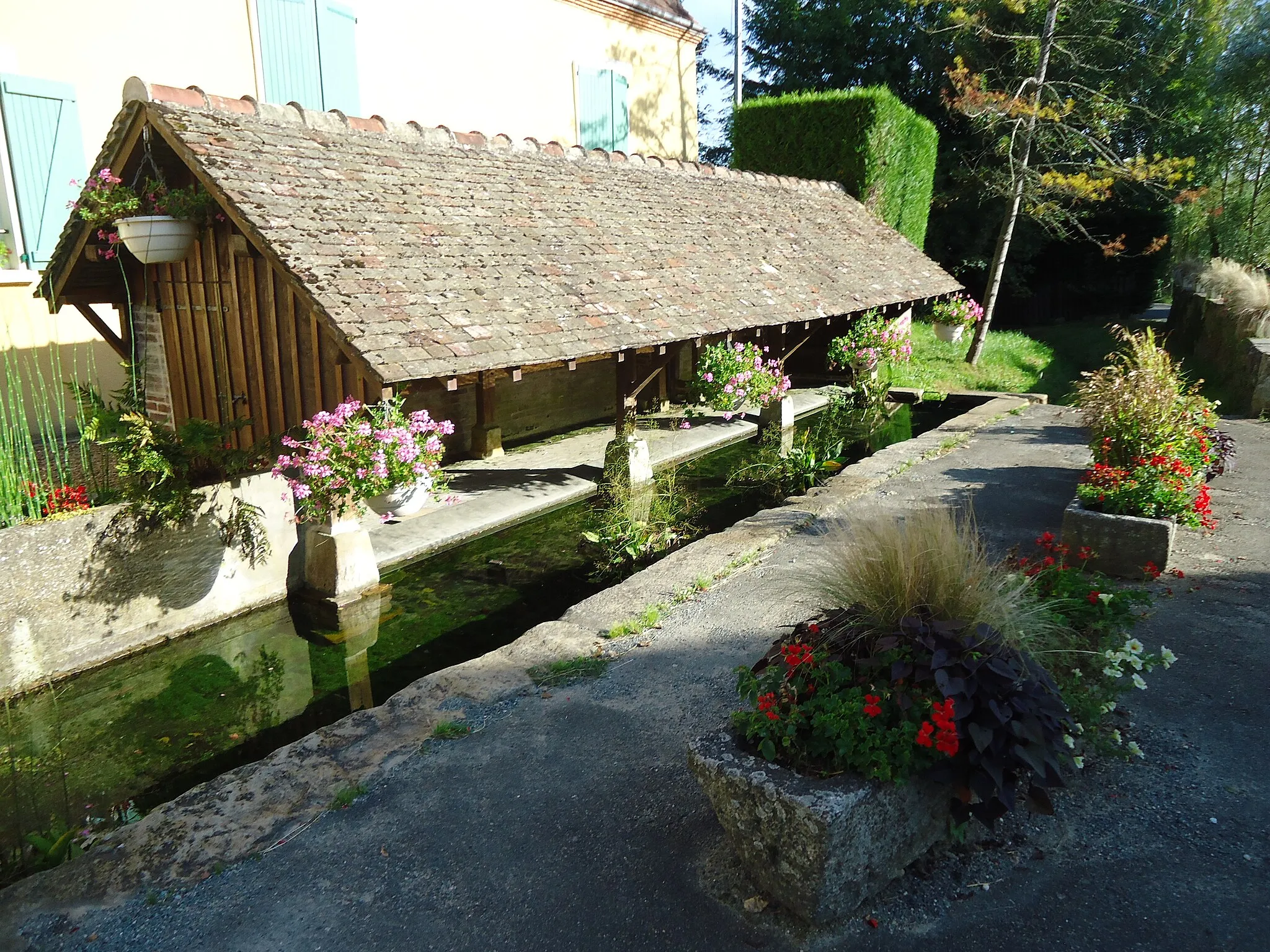 Photo showing: Lavoir de Contres - Saint-Cosme-en-Vairais - Sarthe (72)