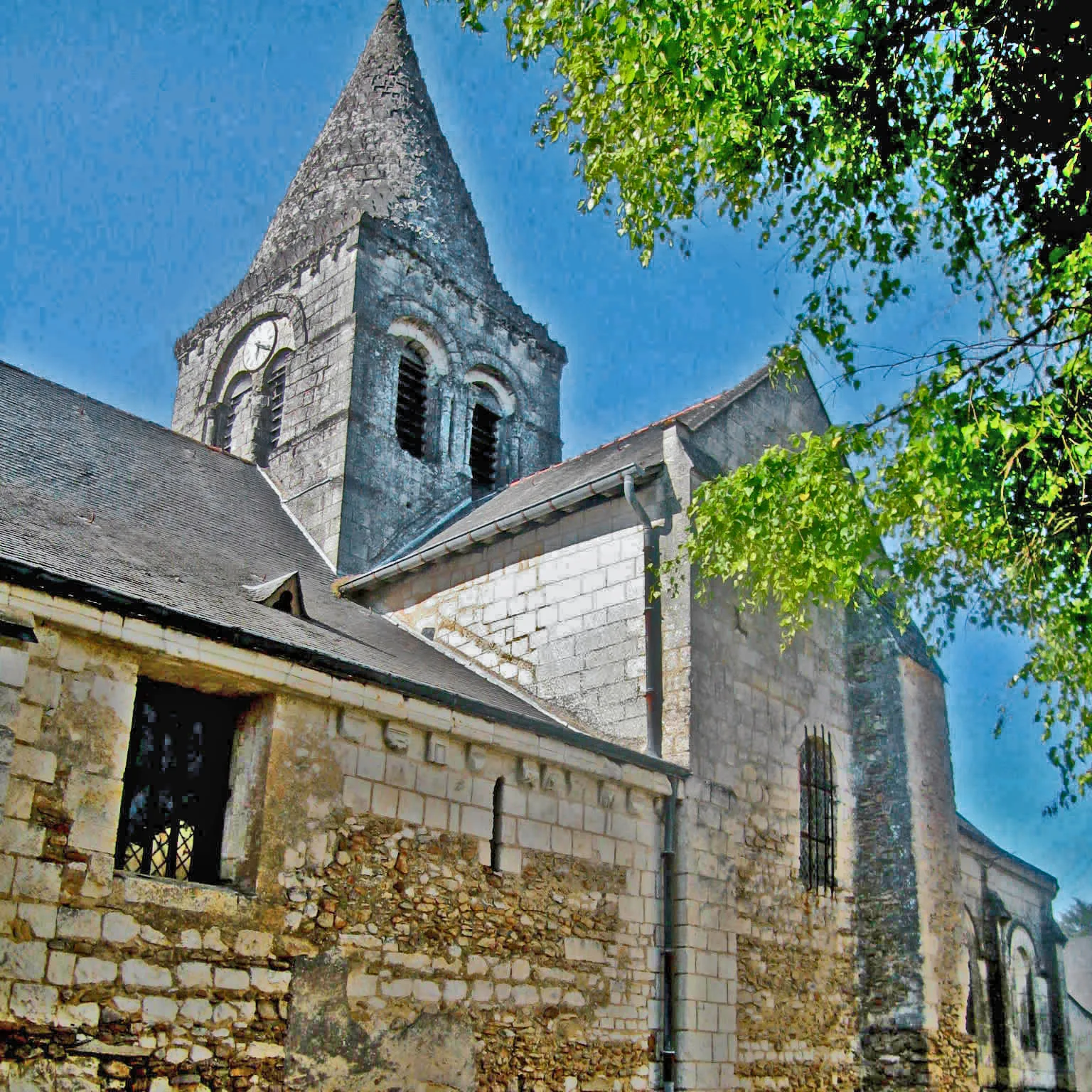 Photo showing: Eglise Saint-Évroul de Cuon (Maine-et-Loire).