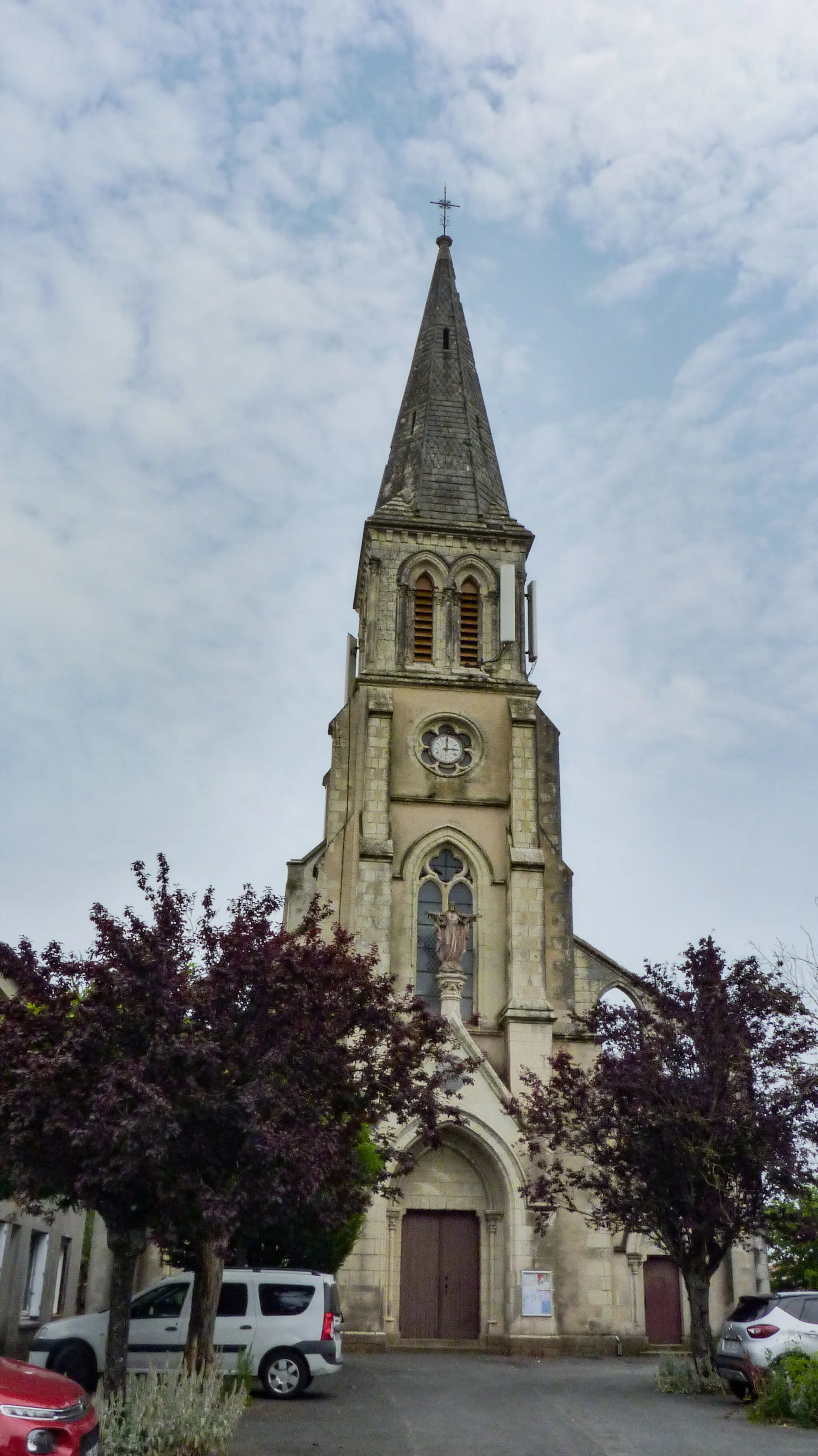 Photo showing: Église Saint-Crespin de Saint-Crespin-sur-Moine