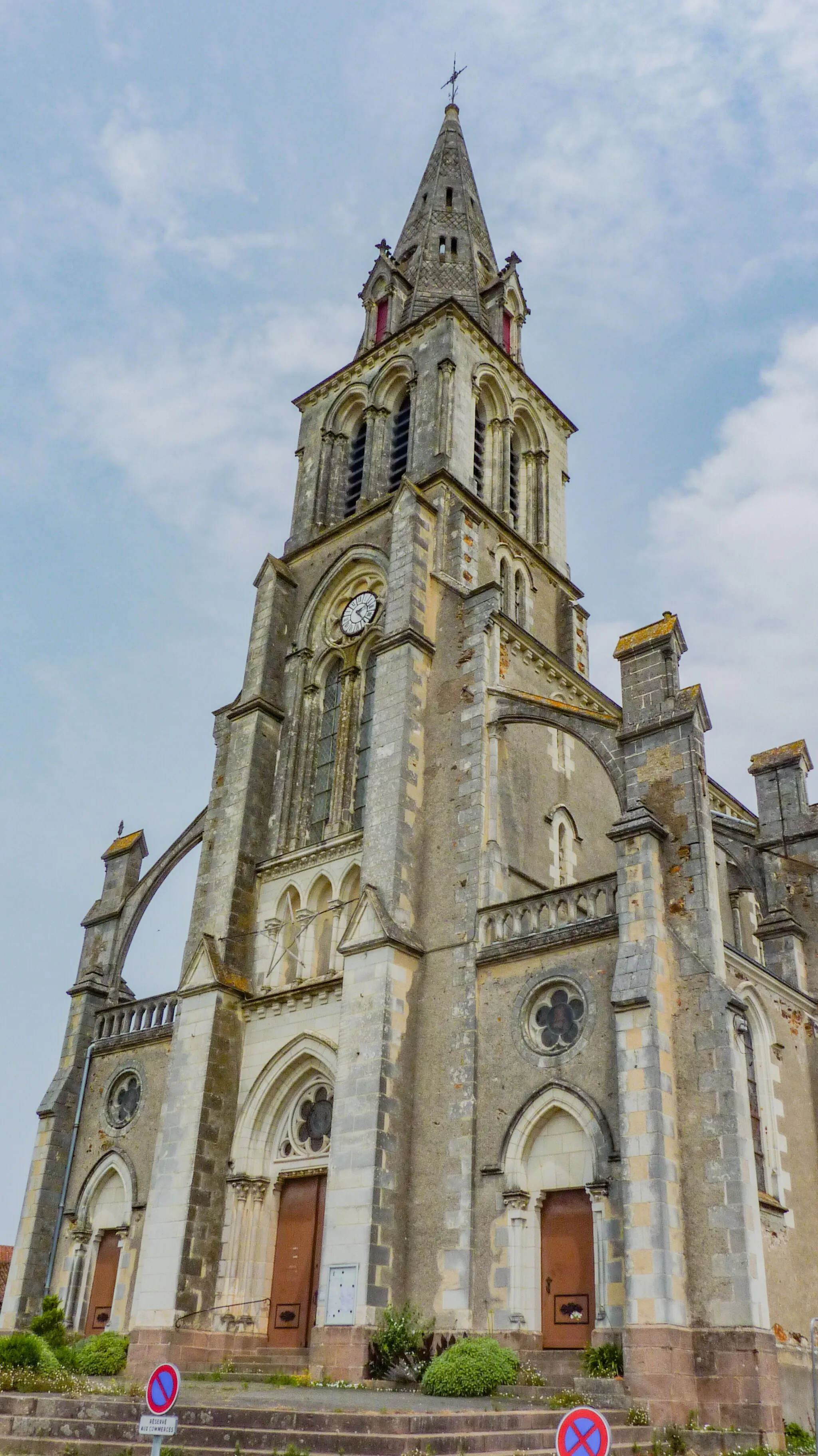 Photo showing: Église Saint-Pierre de Tillières
