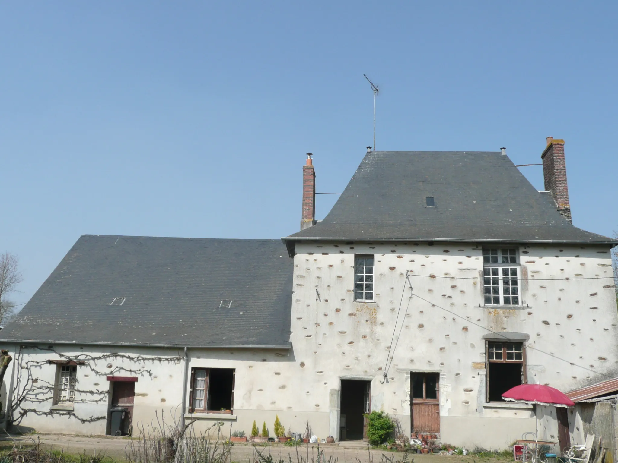Photo showing: Maison seconde moitié du XVIIe à La Chapelle Hullin.