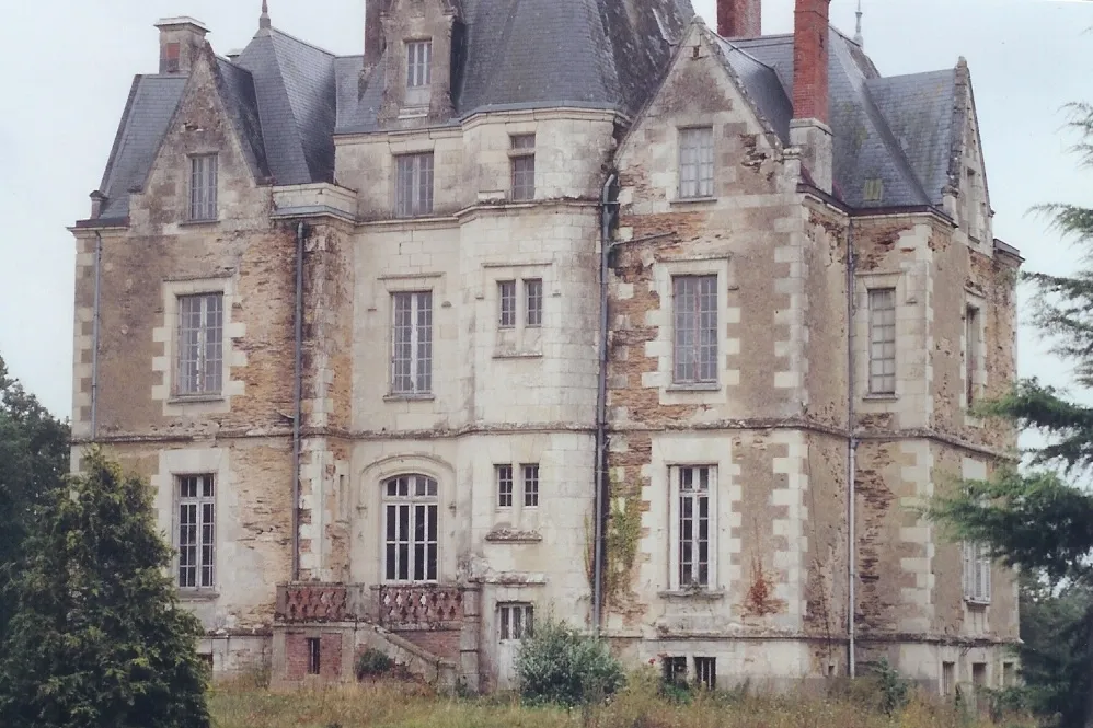 Photo showing: Façade nord, château de l'Anjouère 49730 La Pouëze.