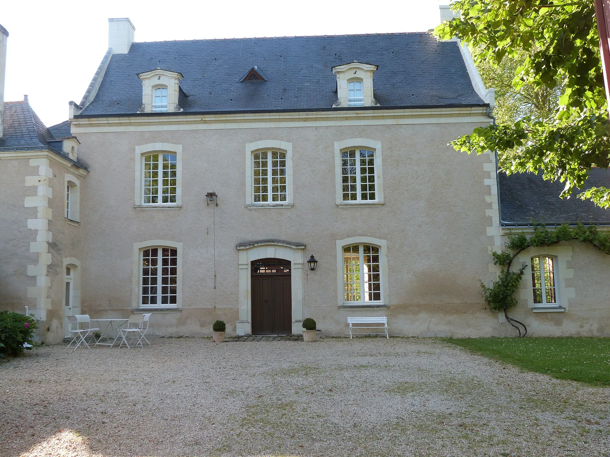 Photo showing: Ancien presbytère de Louerre (Maine-et-Loire)