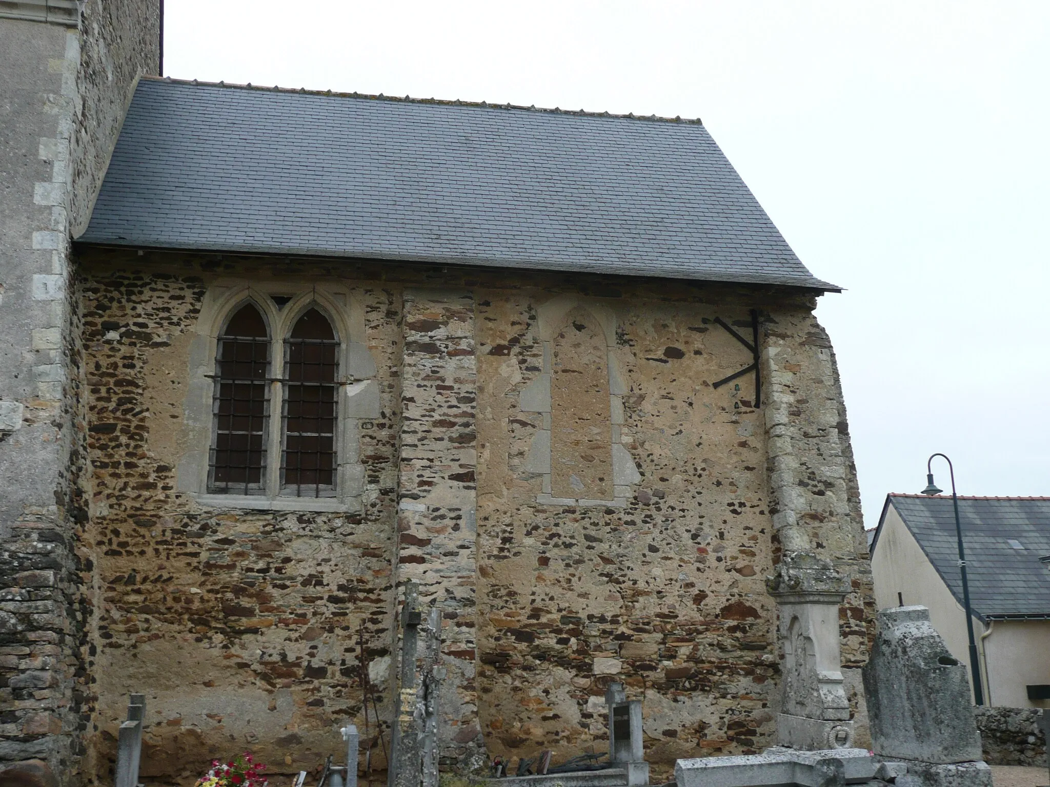 Photo showing: This building is inscrit au titre des monuments historiques de la France. It is indexed in the base Mérimée, a database of architectural heritage maintained by the French Ministry of Culture, under the reference PA00109367 .