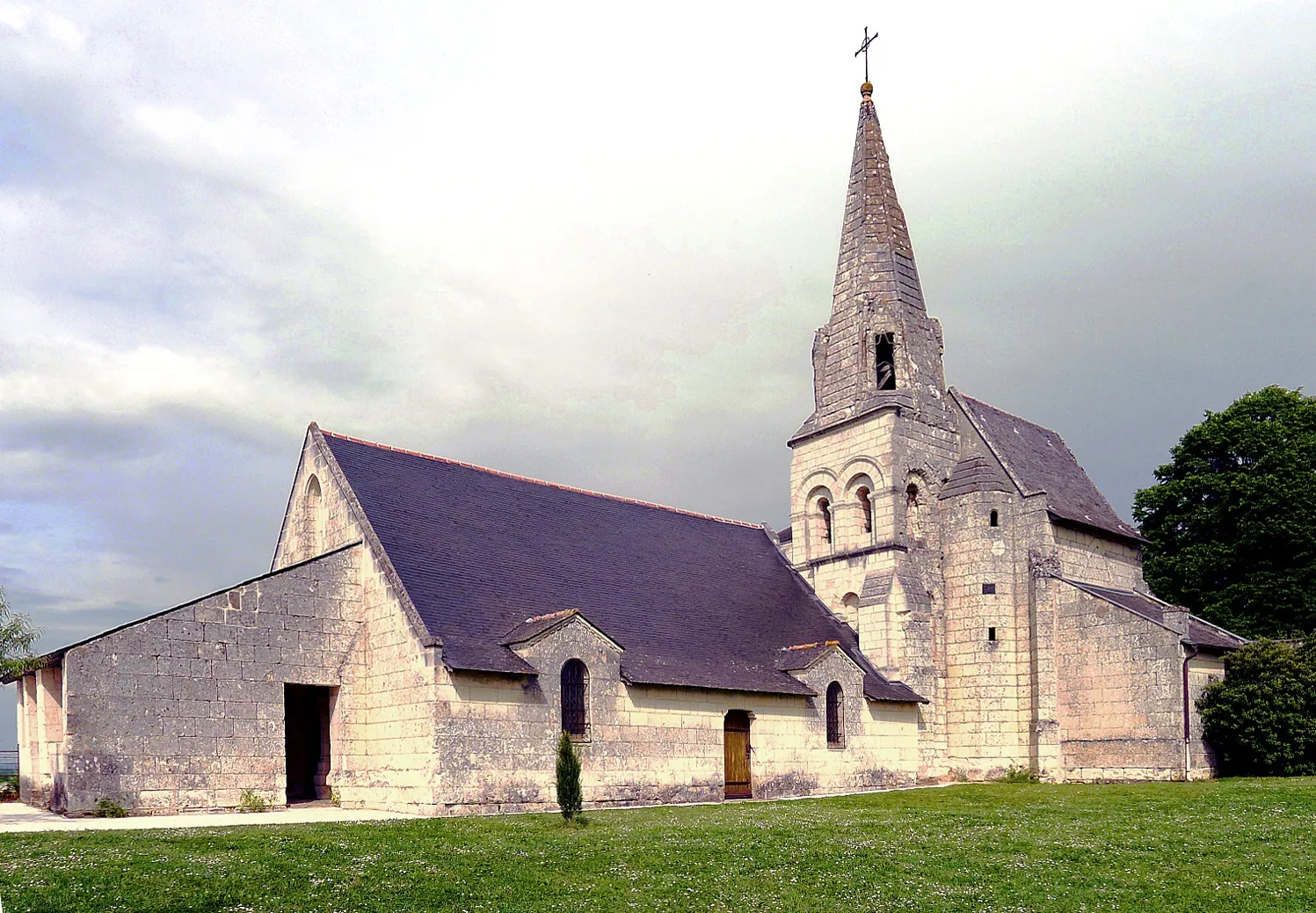 Photo showing: This building is classé au titre des monuments historiques de la France. It is indexed in the base Mérimée, a database of architectural heritage maintained by the French Ministry of Culture, under the reference PA00109226 .