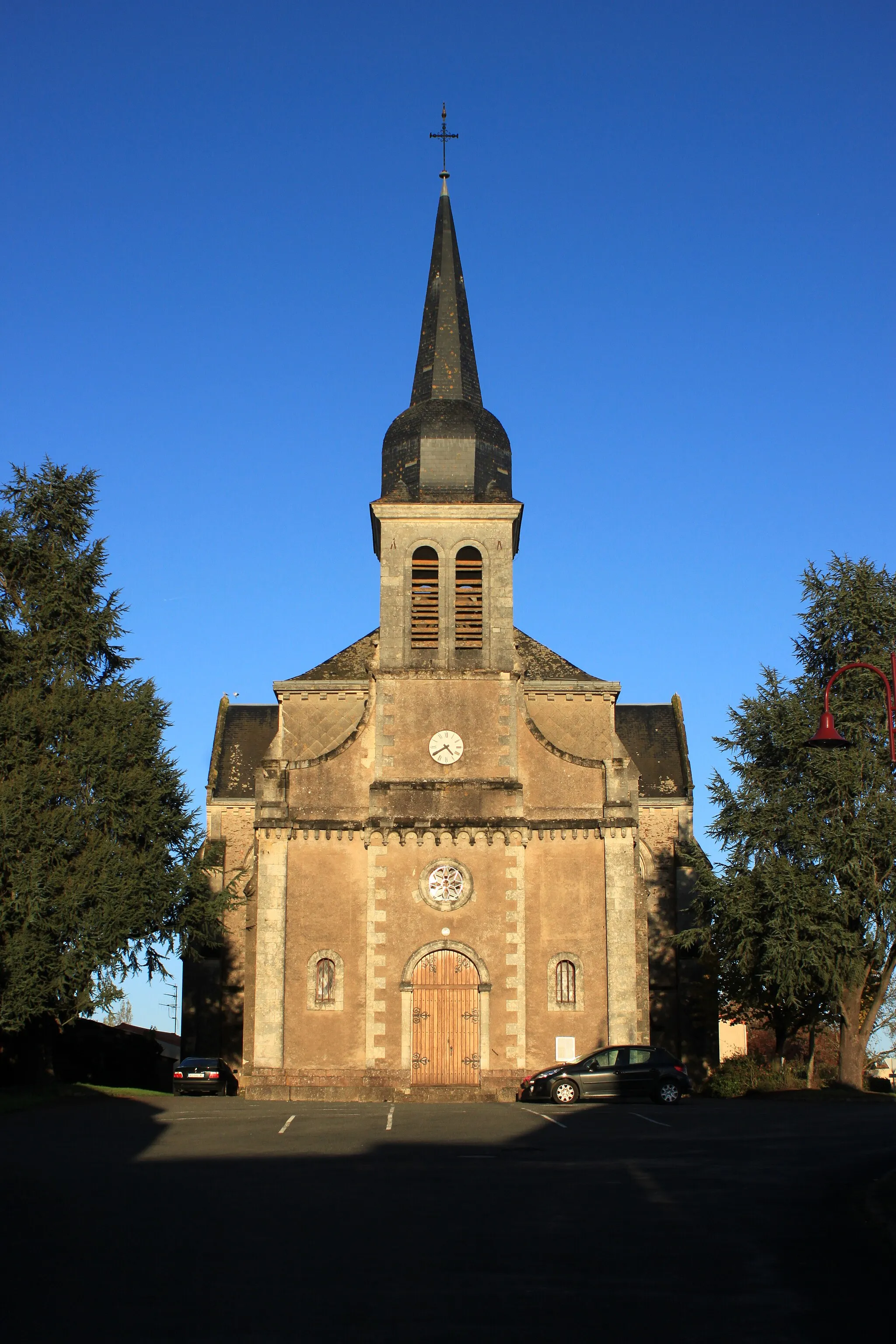 Photo showing: Église Saint-Hilaire, XIX°, Fr-49-La Salle-et-Chapelle-Aubry.