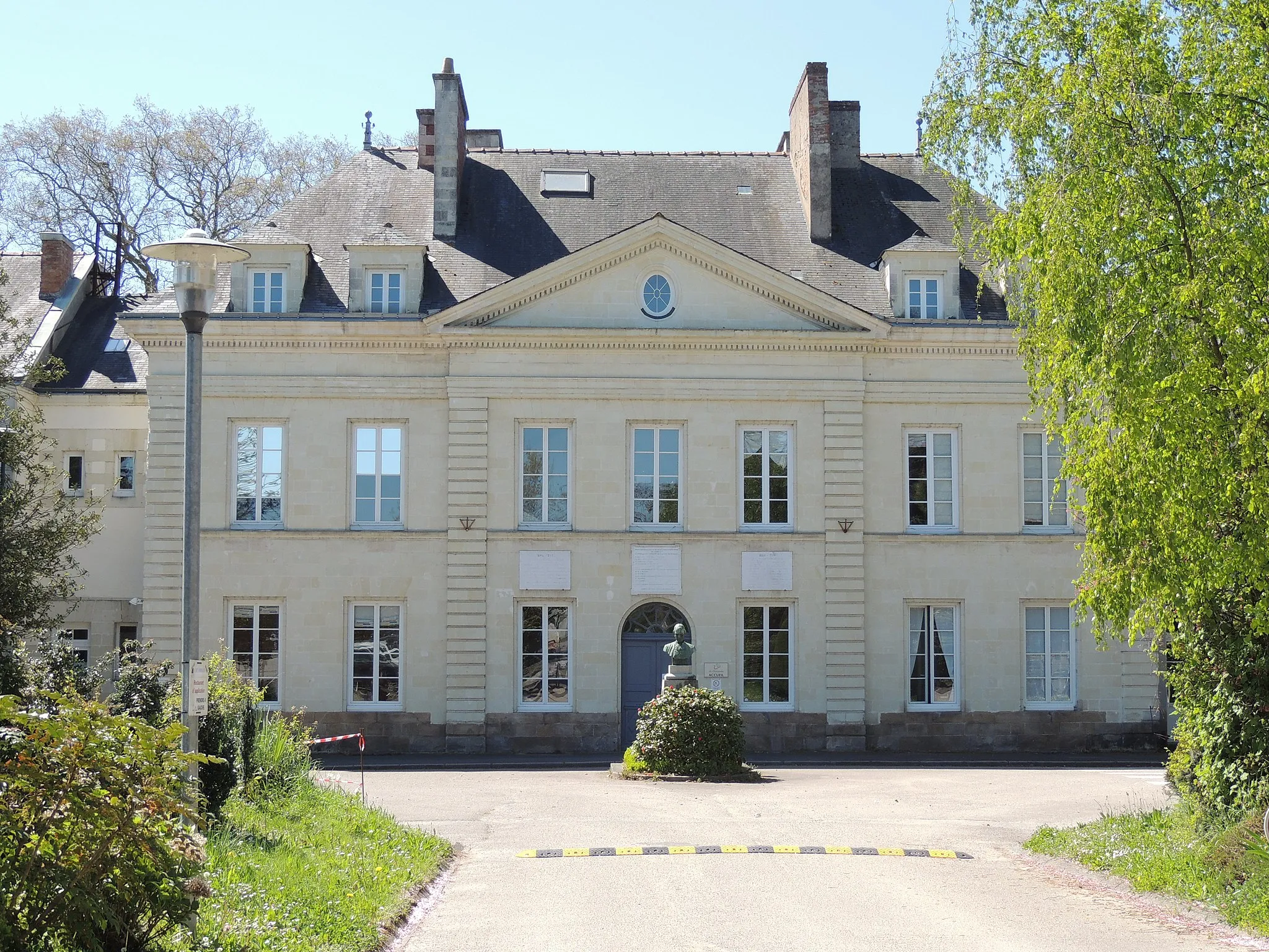 Photo showing: La Persagotière - Nantes - Château - Façade nord-est