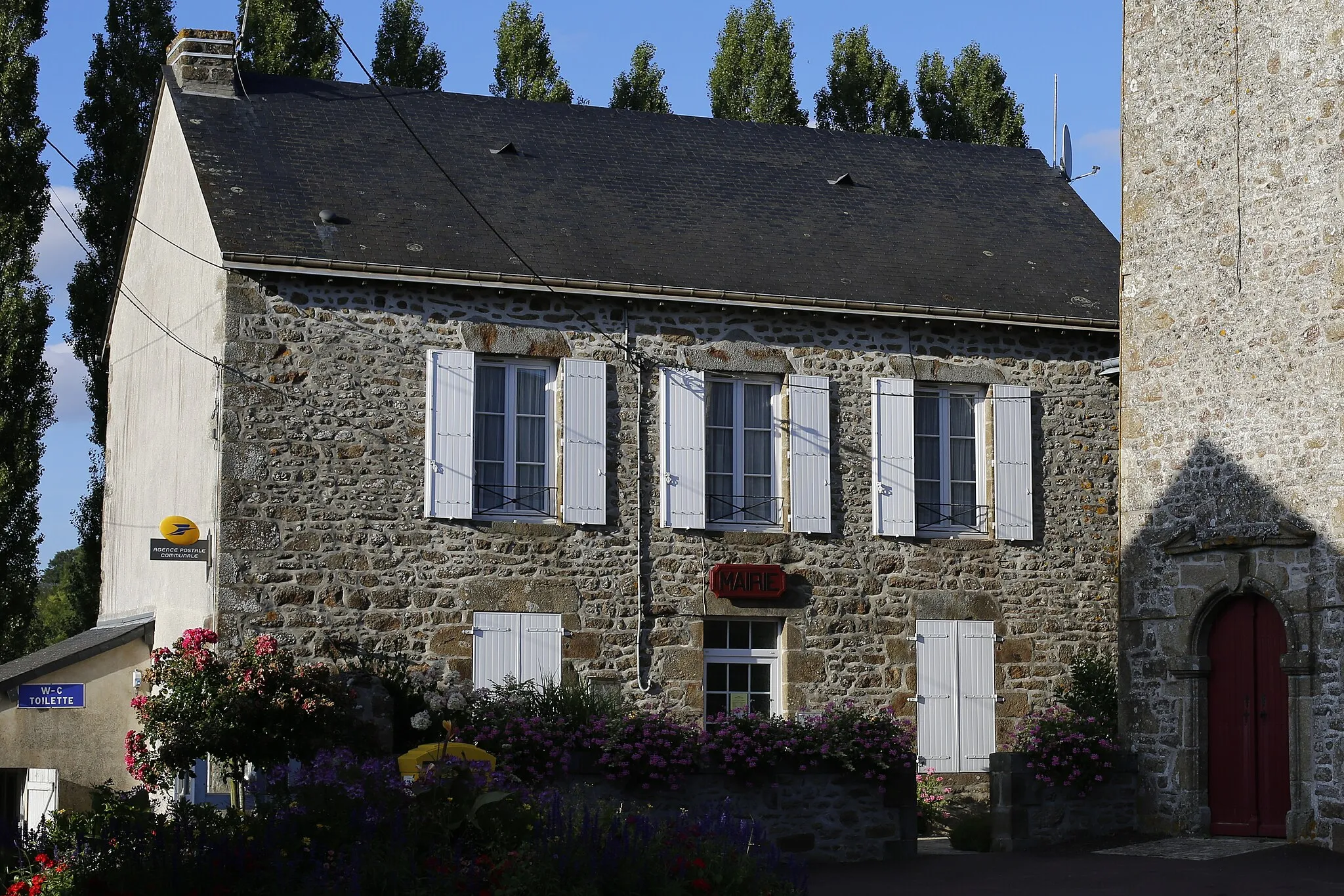 Photo showing: Mairie d'Izé.