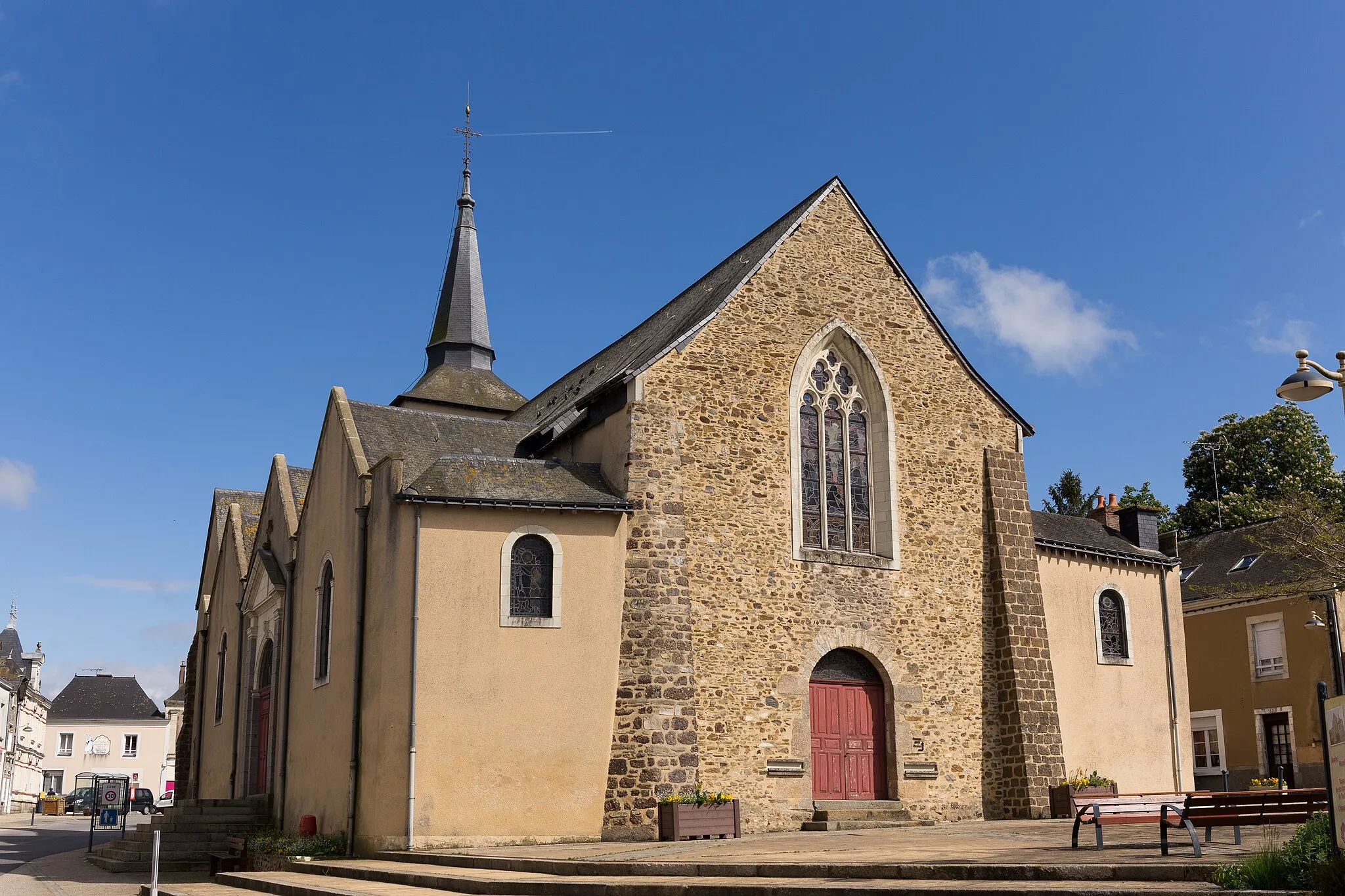 Photo showing: Church of Quelaines-Saint-Gault.