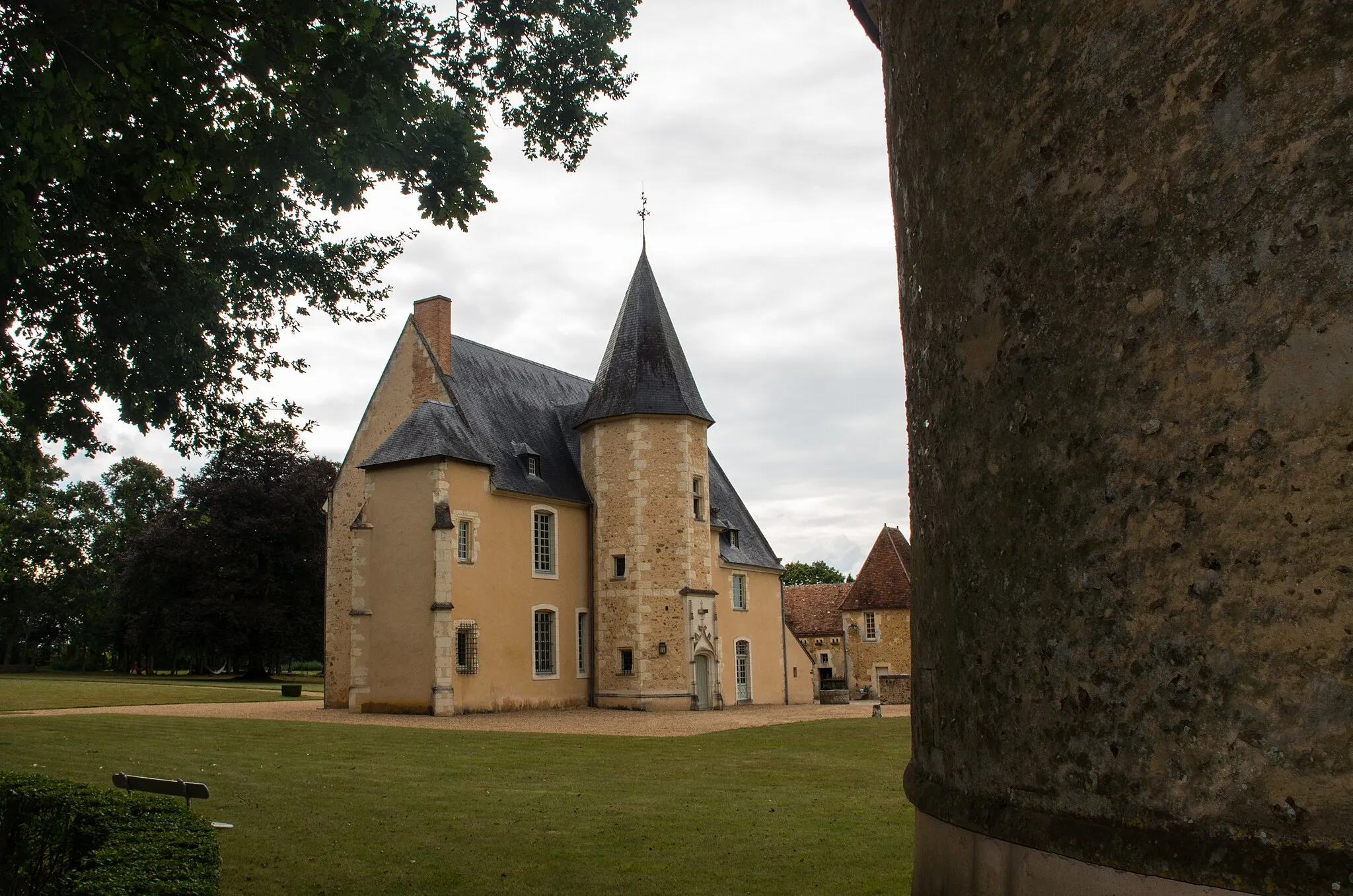 Photo showing: Château de Dehault - Vue latérale