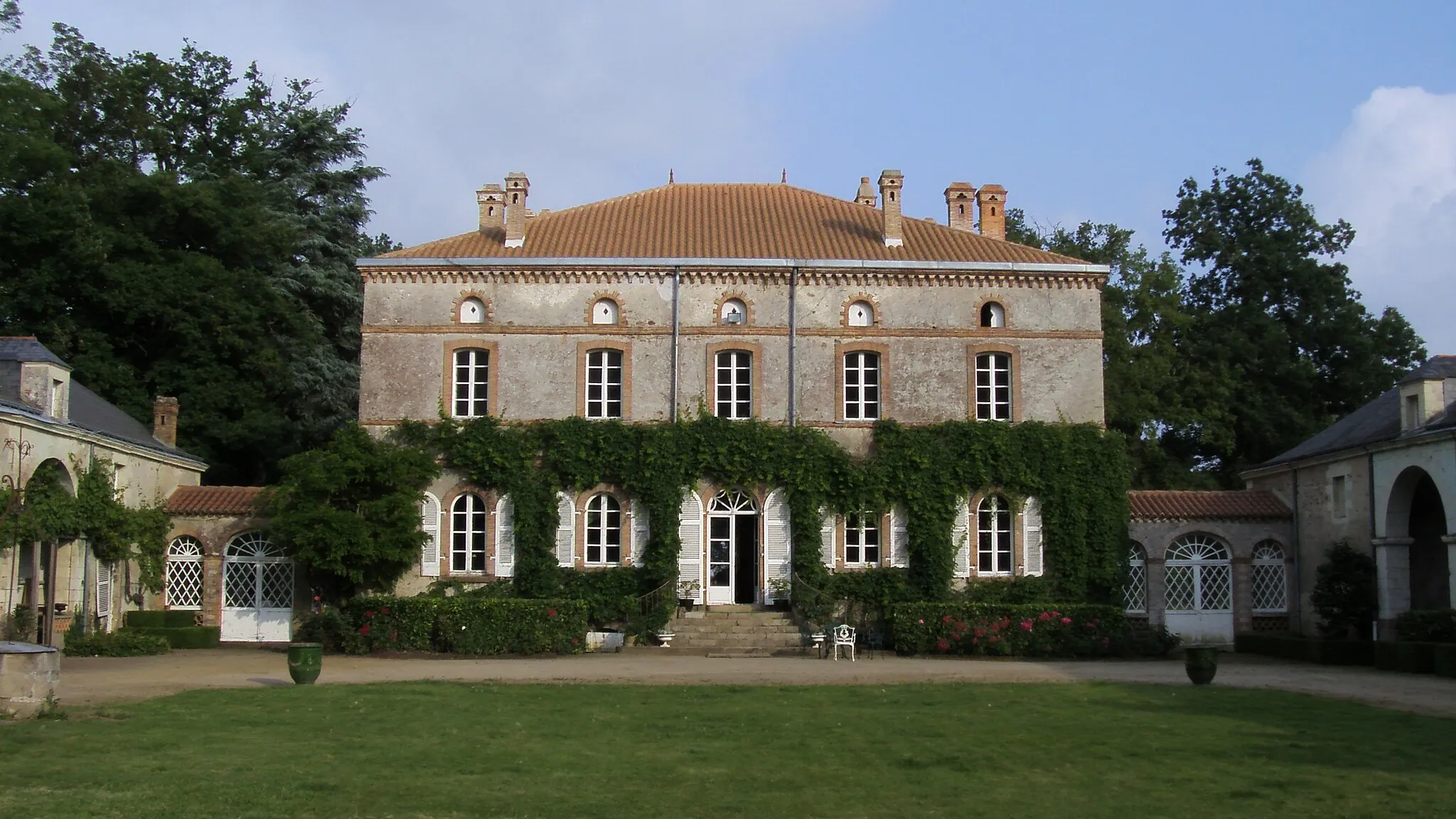 Photo showing: Château de l'Oiselinière