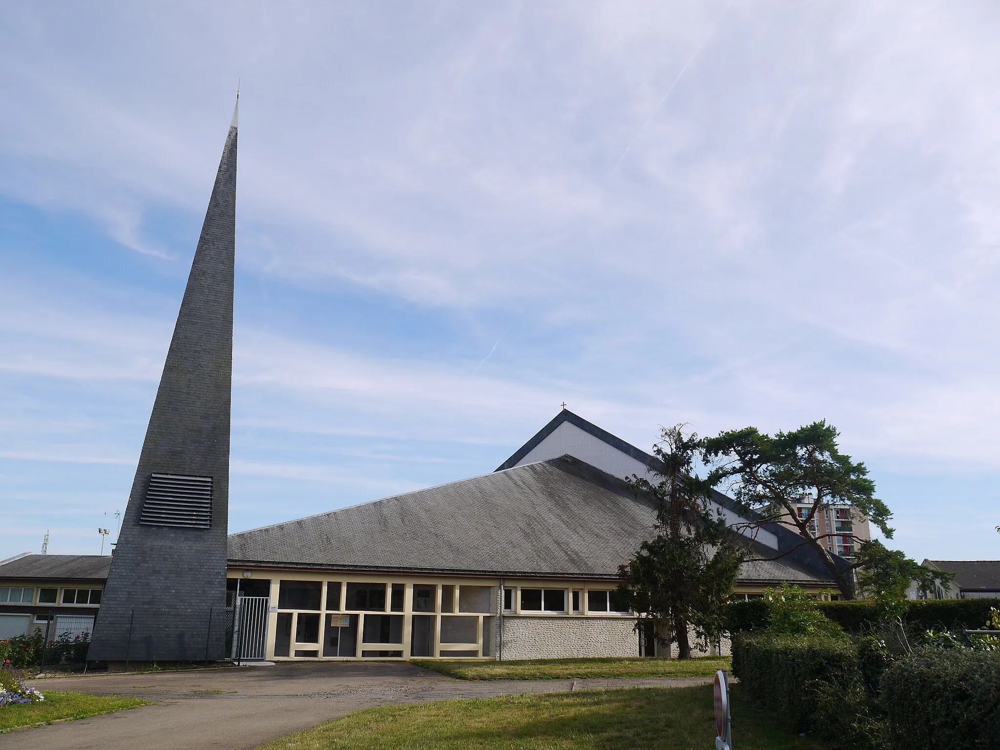 Photo showing: L'église Saint-Paul.